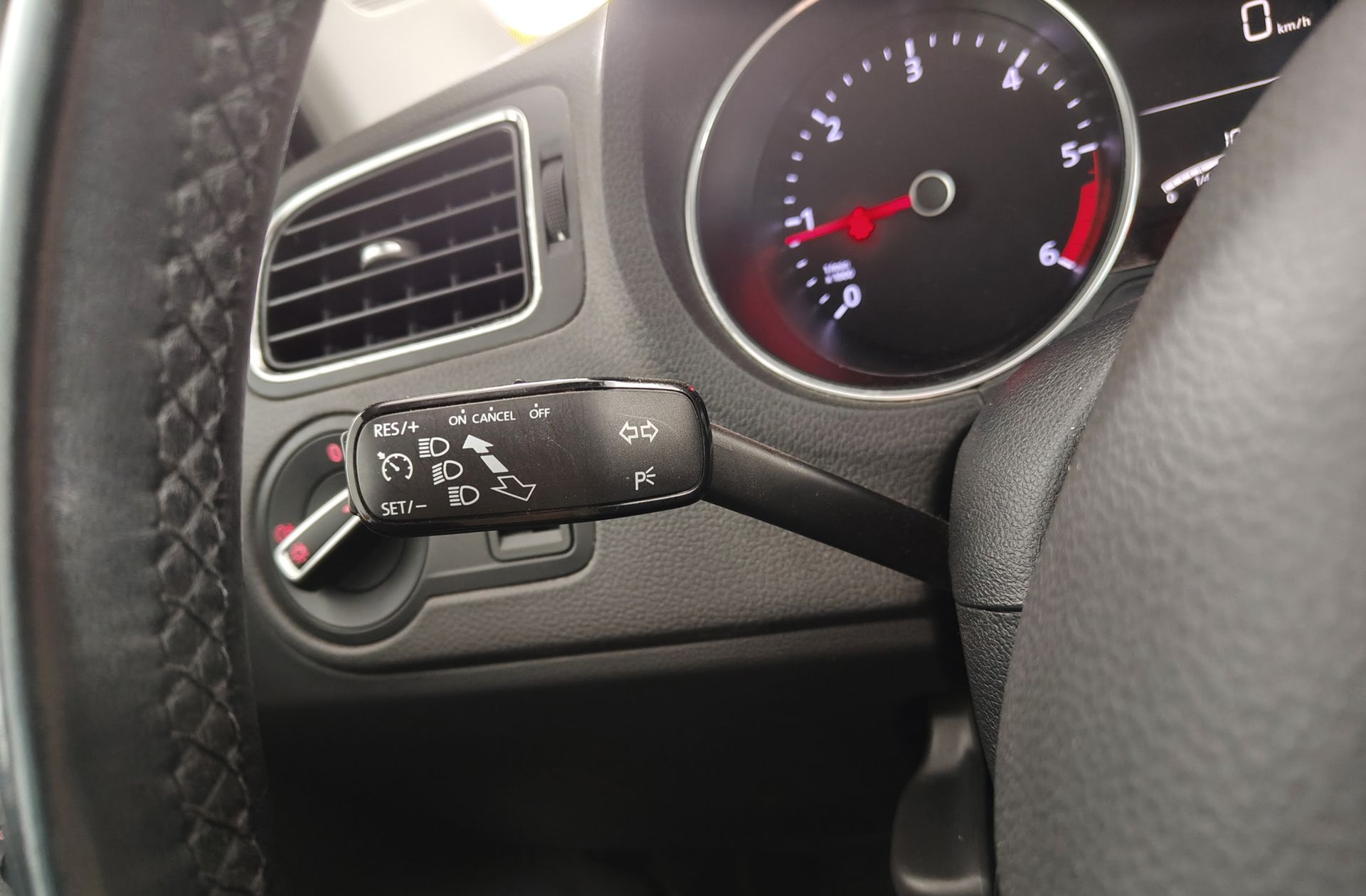 Volkswagen Polo Advance 1.4 TDI BMT - foto 19