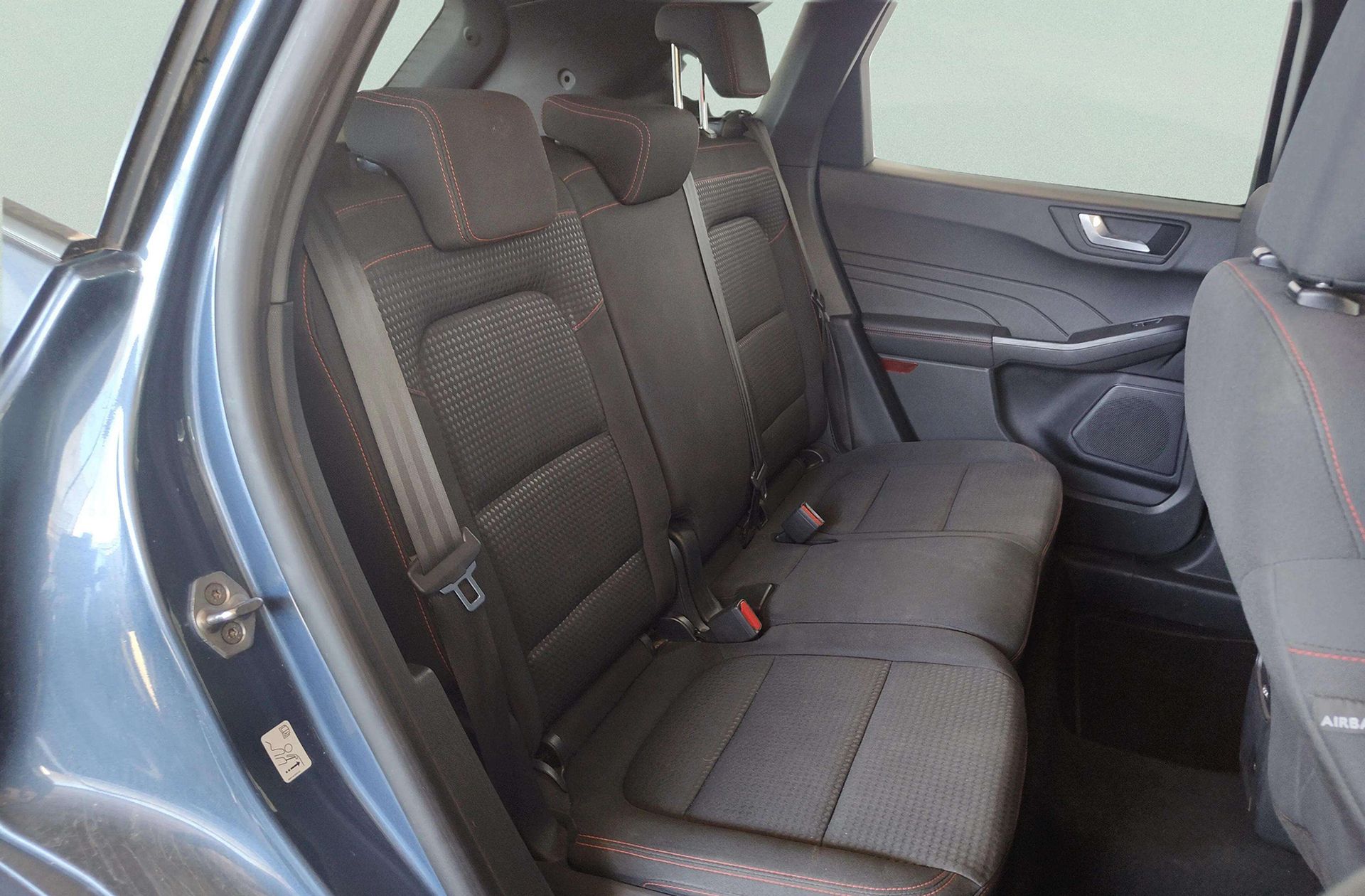 Ford Kuga 1.5 EcoBlue ST-Line - foto 17