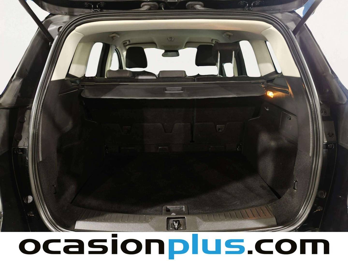 Fotos maletero Ford Kuga Ford Kuga 2.0 TDCI S&S Trend 4x2 (120 CV)