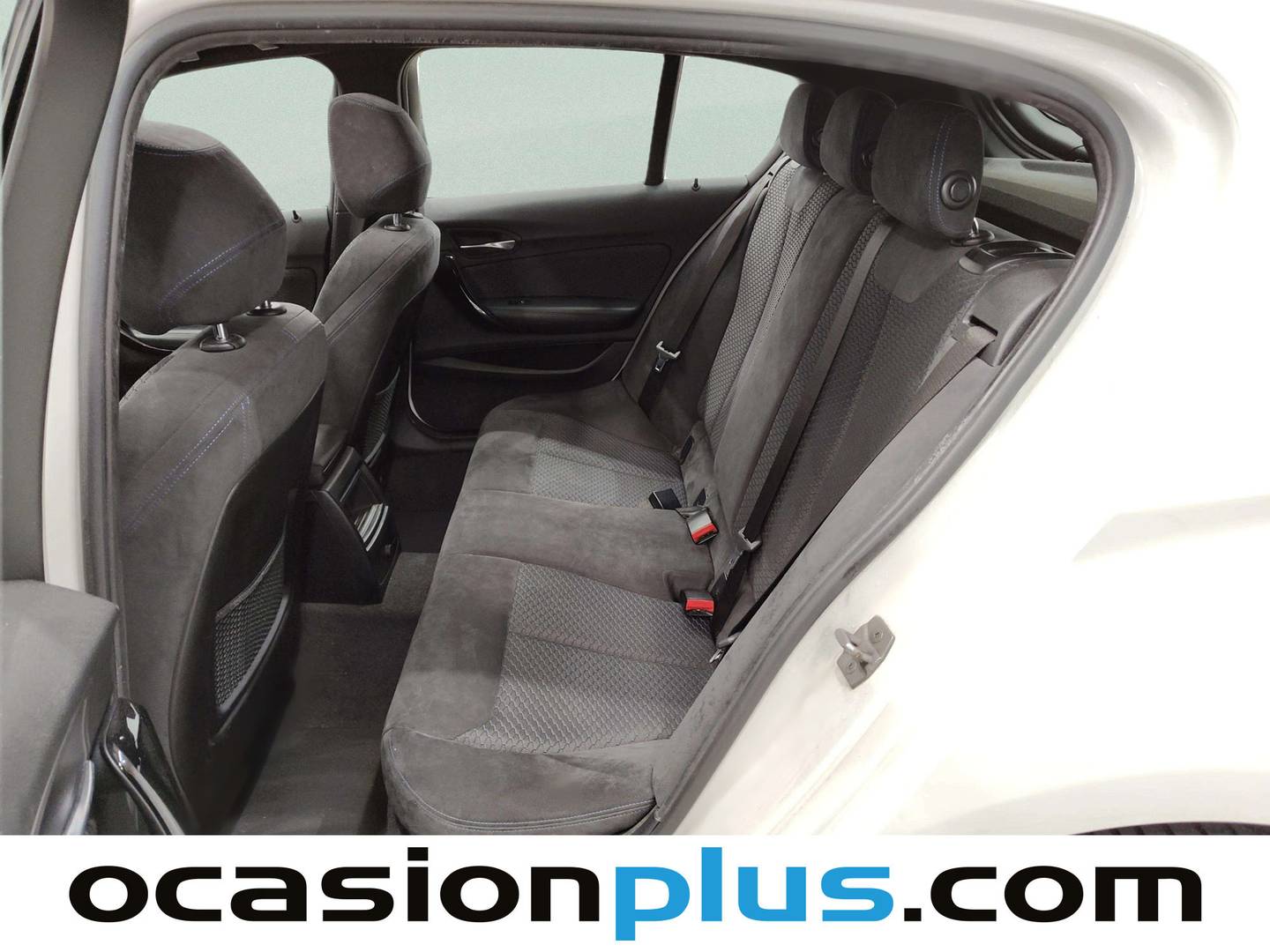 Foto asientos traseros BMW Serie 1 BMW Serie 1 118d (150 CV) Pack M