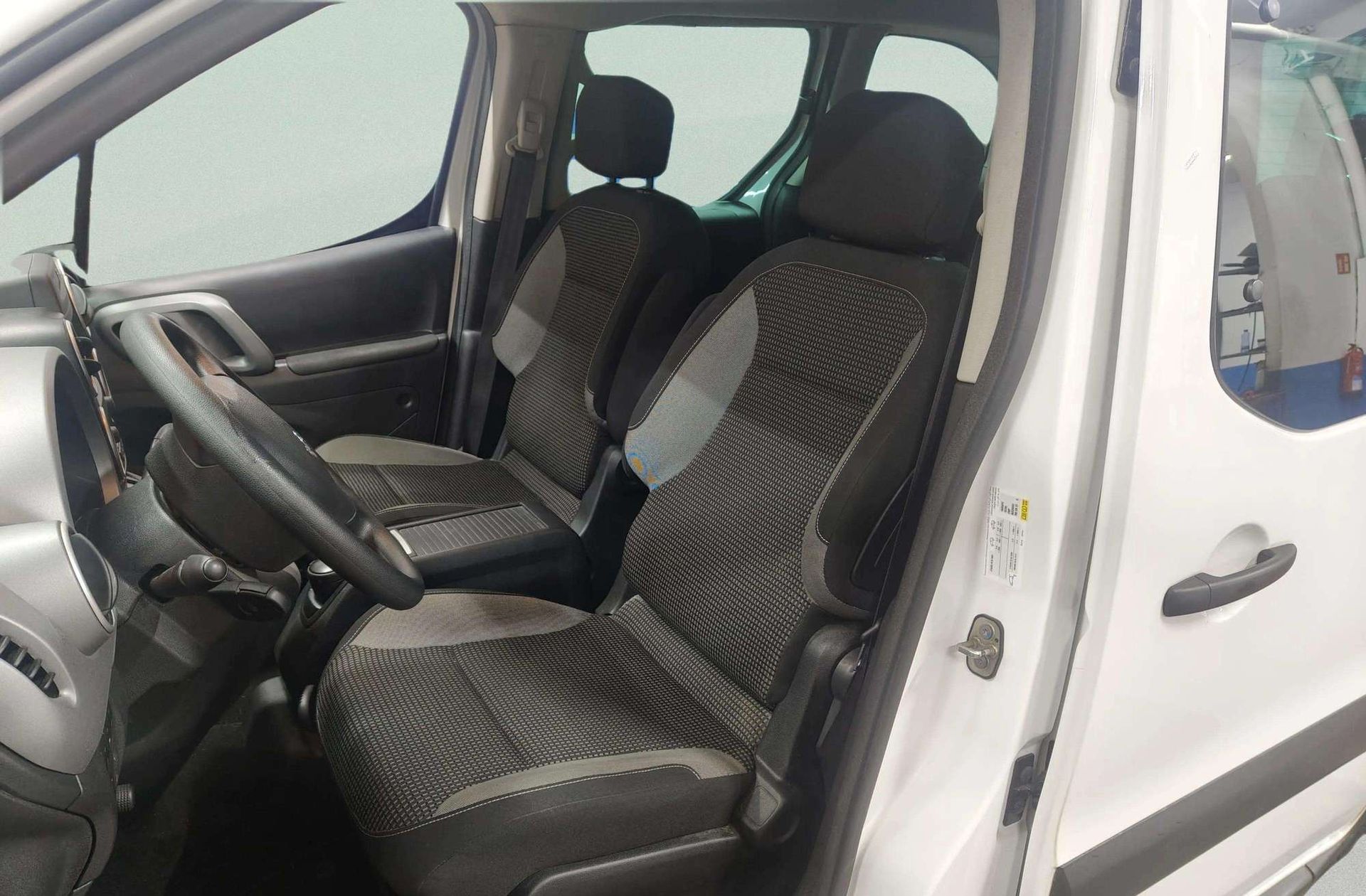 Peugeot Partner Tepee Combi 1.2 PureTech Outdoor - foto 12