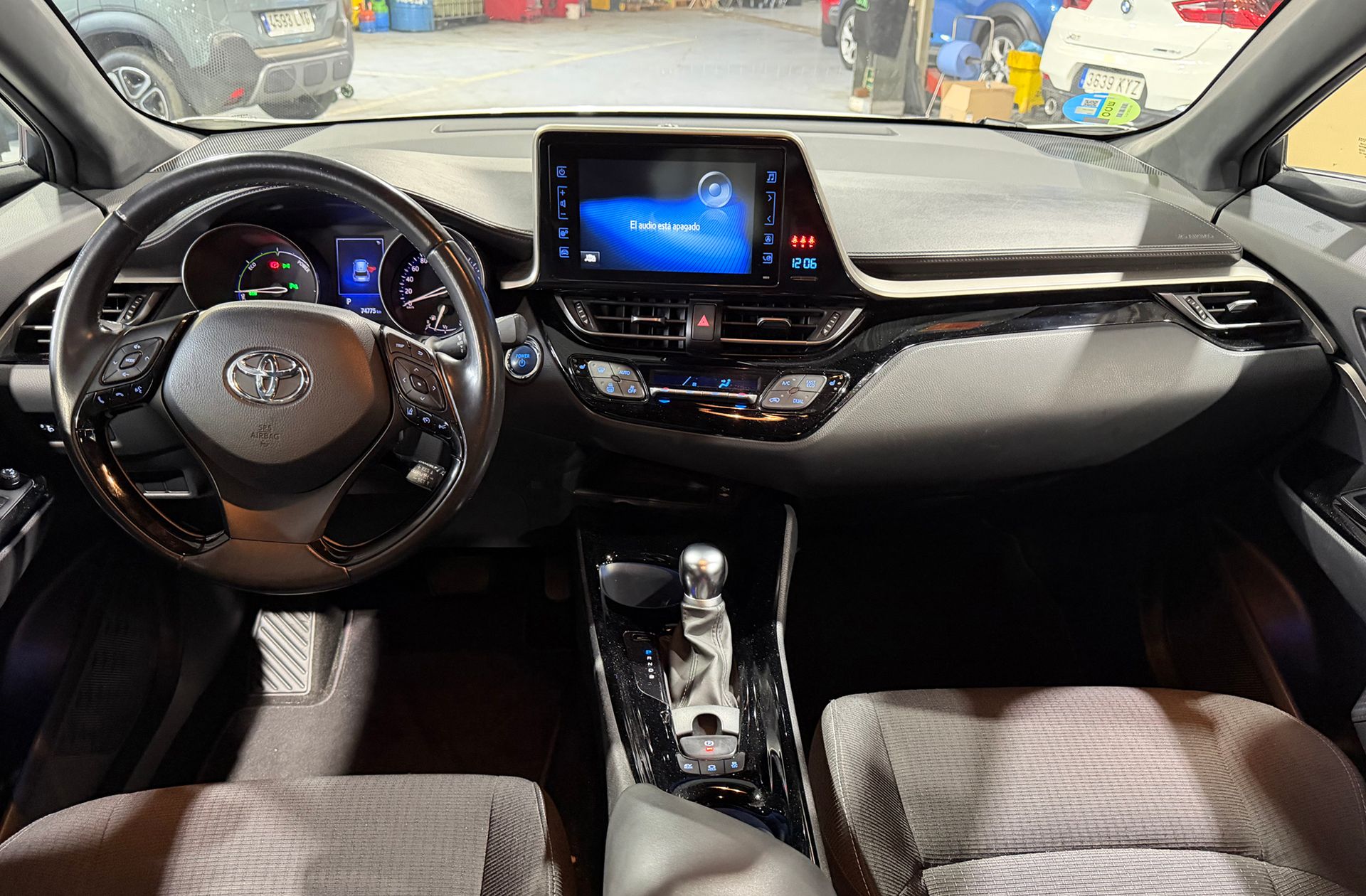 Toyota C-HR 1.8 125H Advance - foto 6
