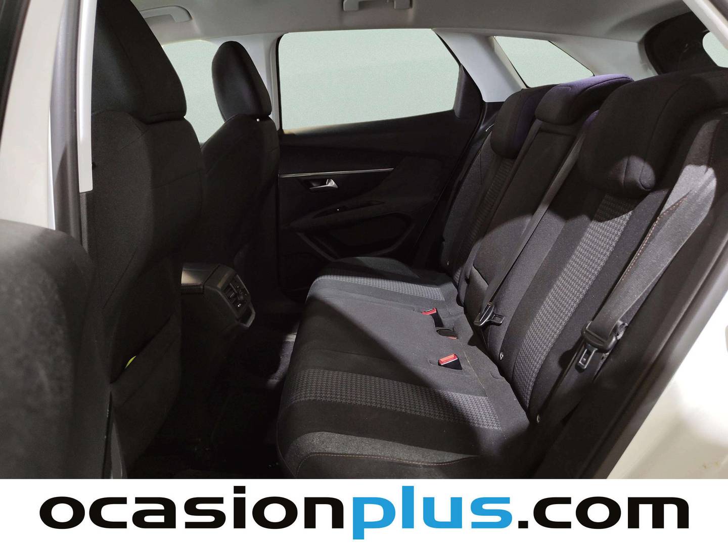 Foto asientos traseros Peugeot 3008 Peugeot 3008 PureTech 130 Active (130 CV)