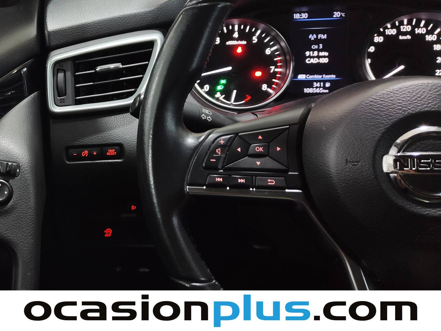 Foto Nissan QASHQAI Nissan Qashqai DIG-T 140 Acenta 4x2 103 kW (140 CV)