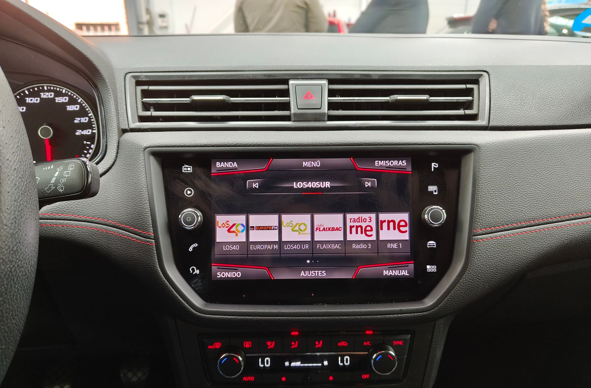 SEAT Arona 1.0 TGI GNC FR - foto 35