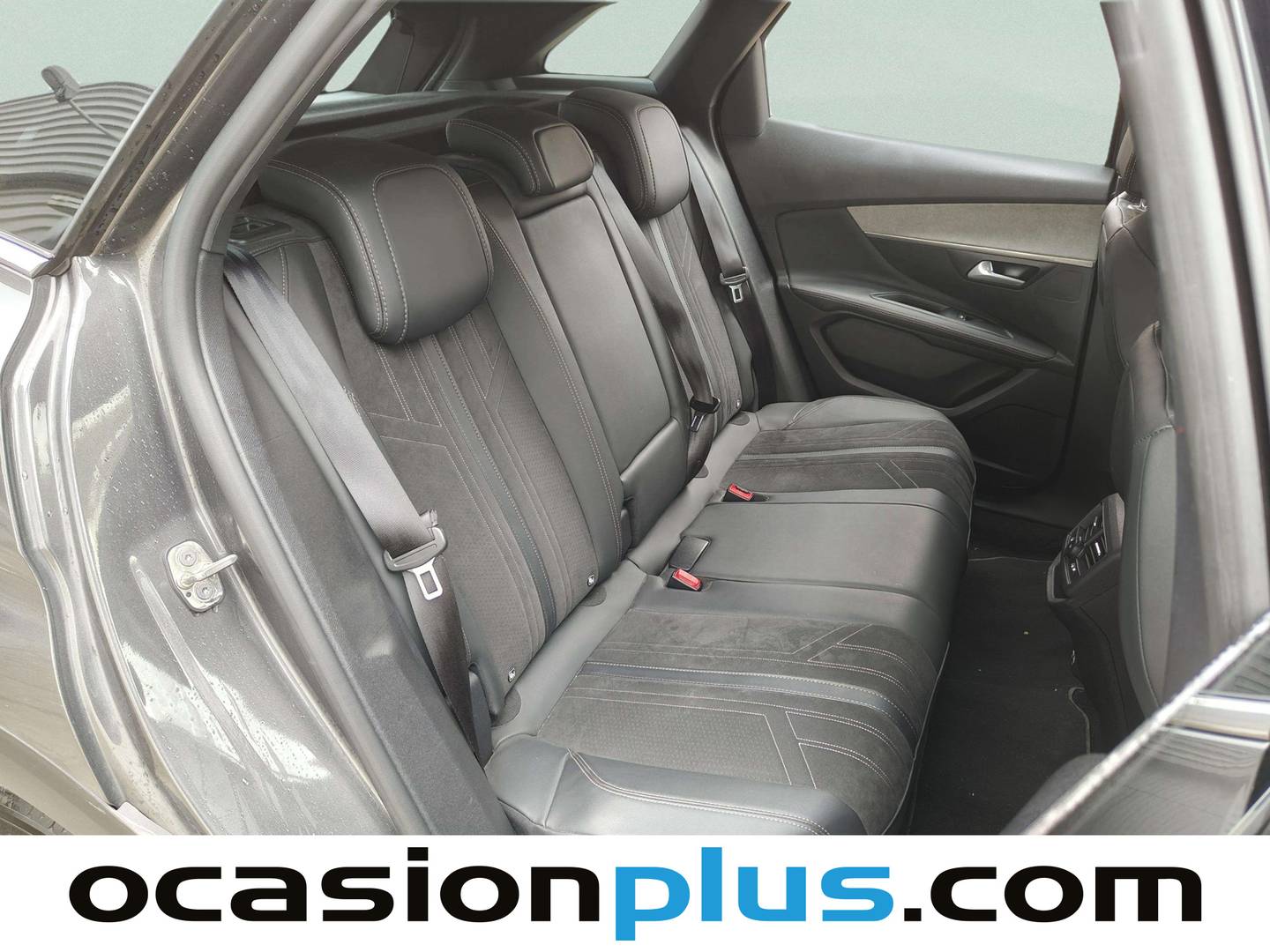 Foto Peugeot 3008 Peugeot 3008 PureTech 130 S&S GT (130 CV)