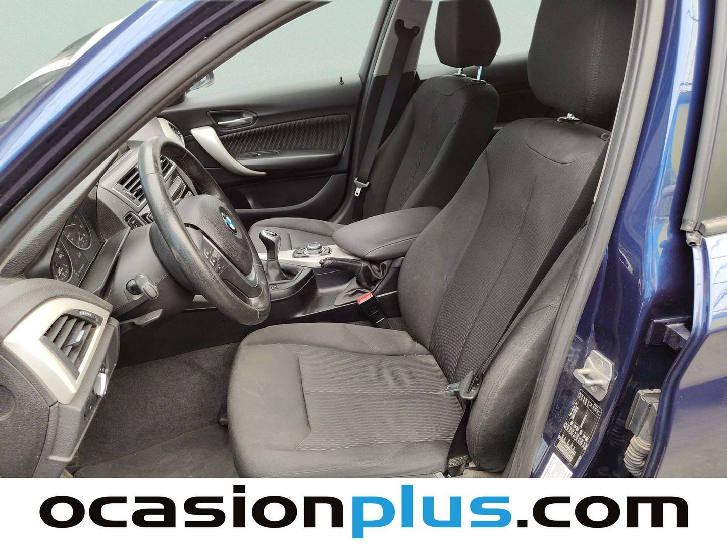 Foto asientos delanteros BMW Serie 1 BMW Serie 1 116d 85 kW (116 CV)