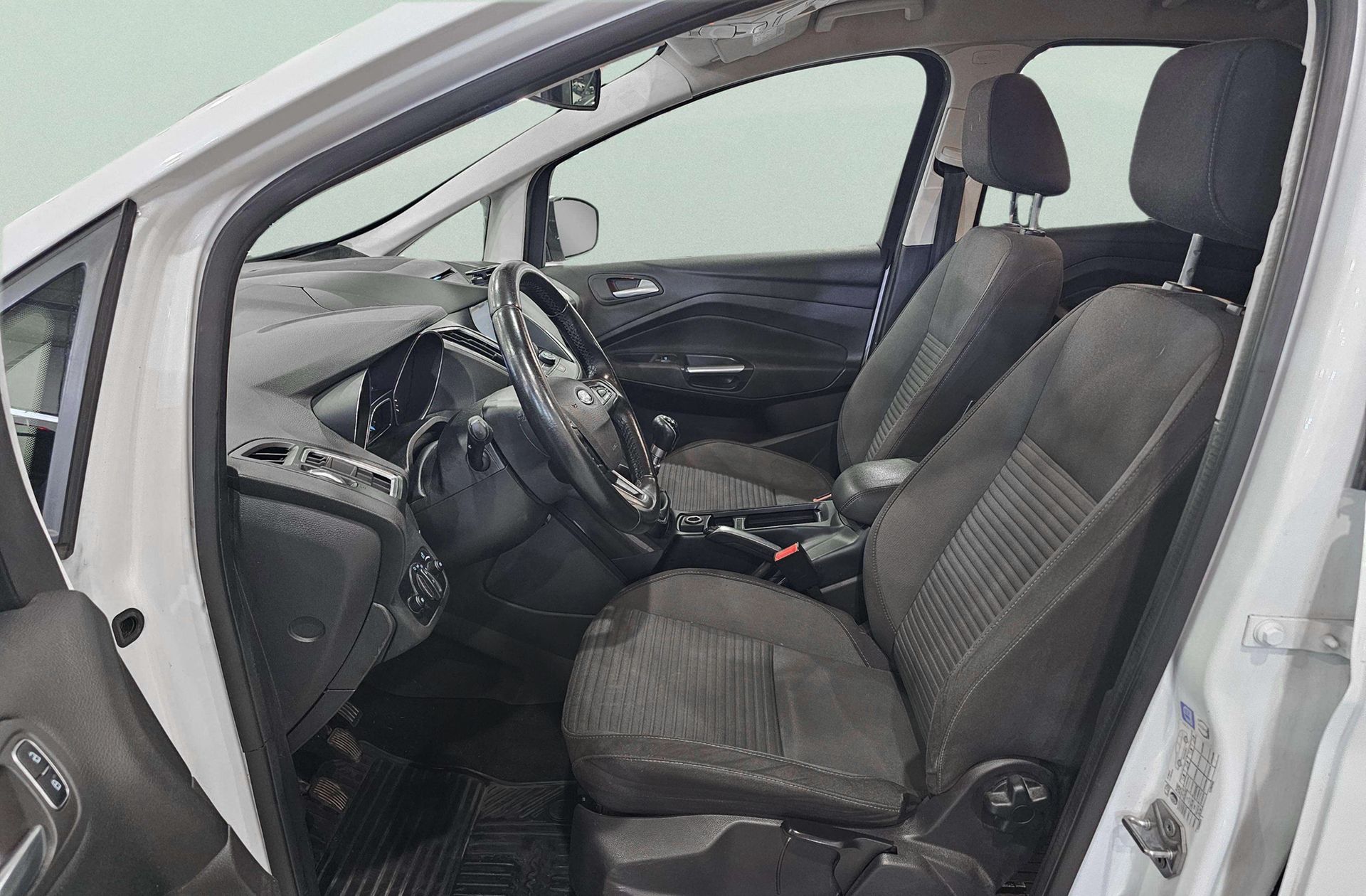Ford C-Max 1.0 EcoBoost Titanium - foto 9