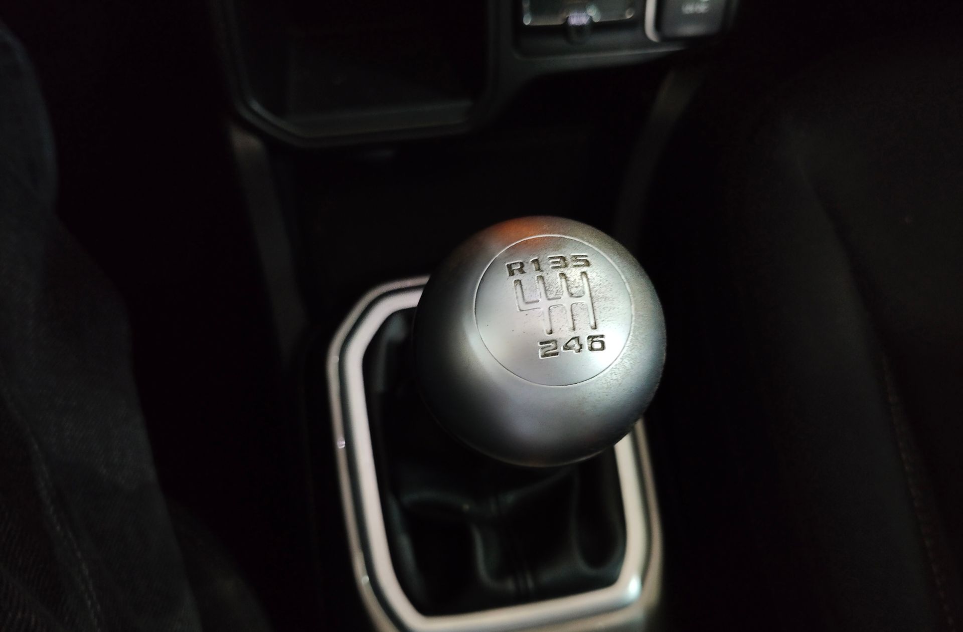 Jeep Renegade 1.4 MultiAir Limited 4x2 - foto 5
