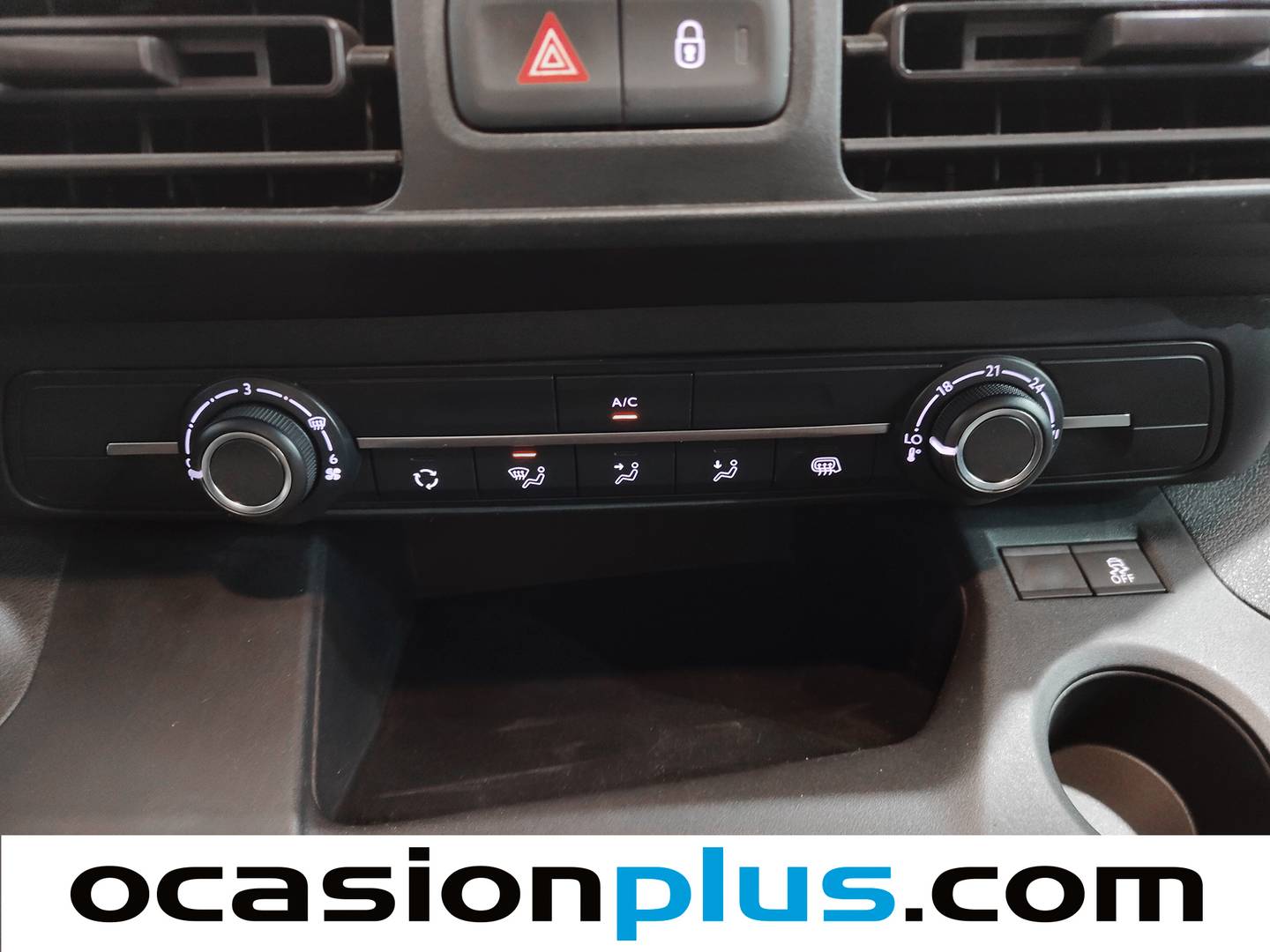 Foto Peugeot Partner Peugeot Partner Furgon BlueHDi 100 Pro Standard 600kg (98 CV)