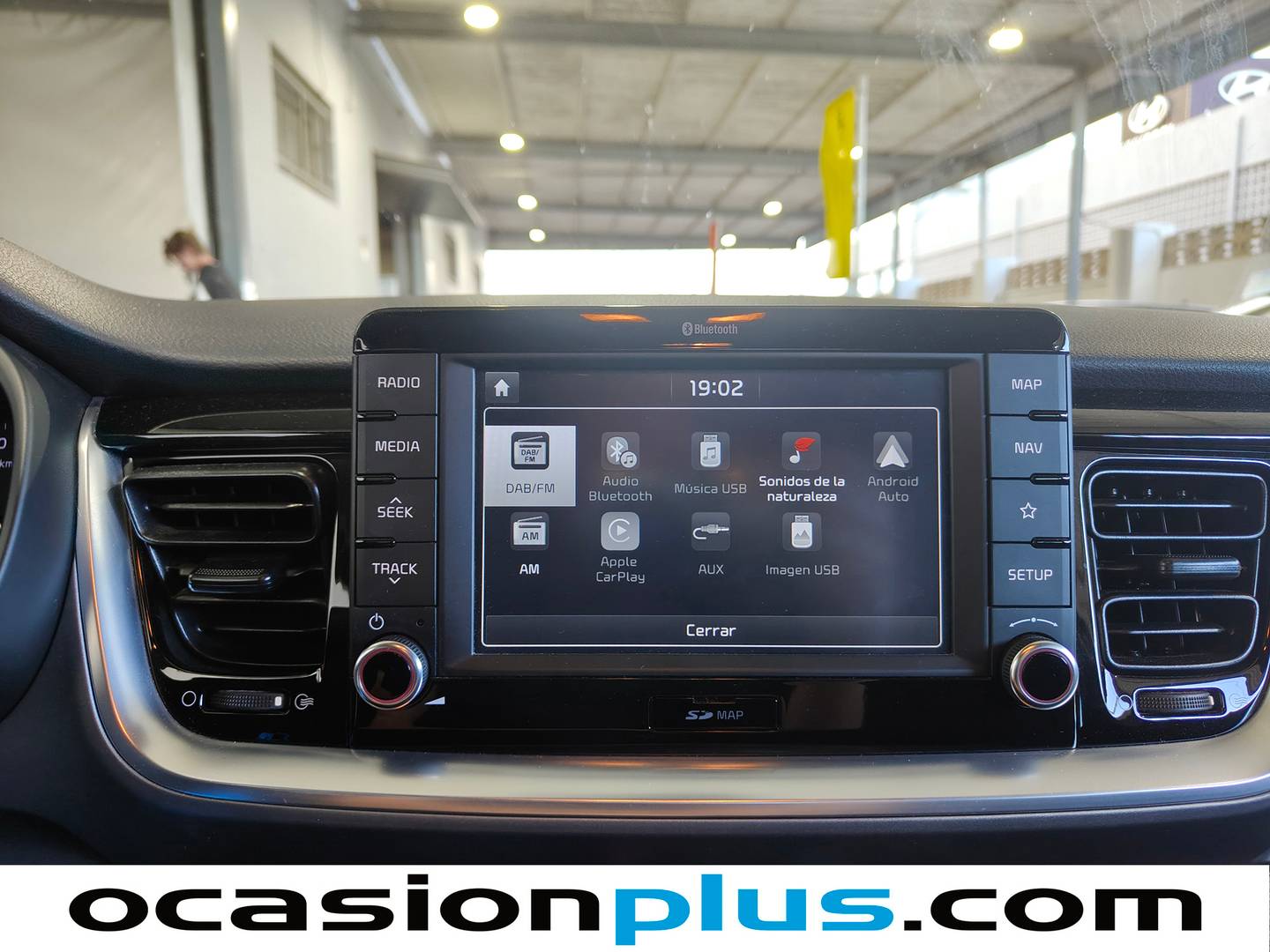 Extras y acabados del KIA Stonic KIA Stonic 1.0 T-GDi Drive (100 CV)
