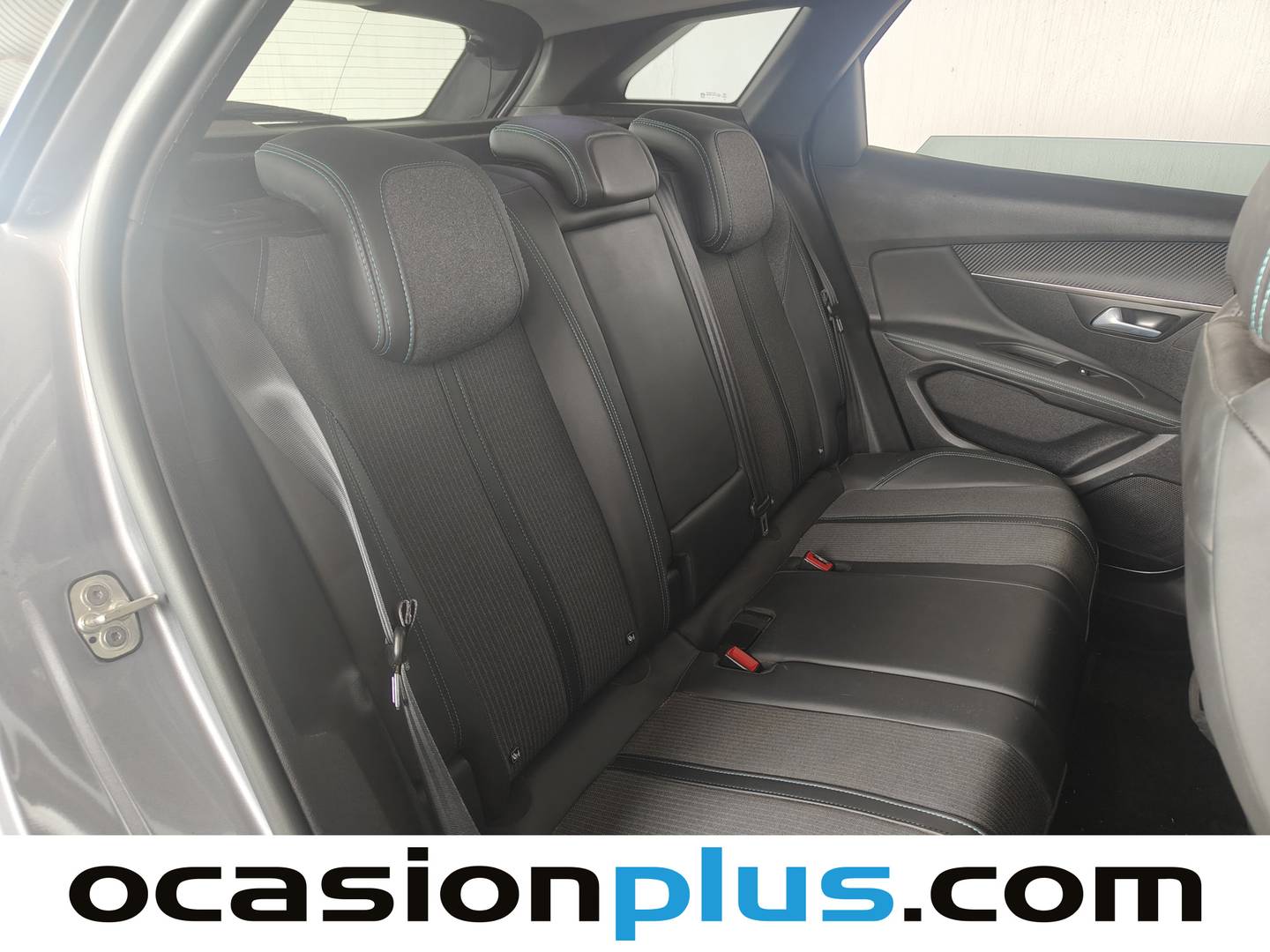 Peugeot 3008 Peugeot 3008 PureTech 130 Allure EAT8 (130 CV) gasolina