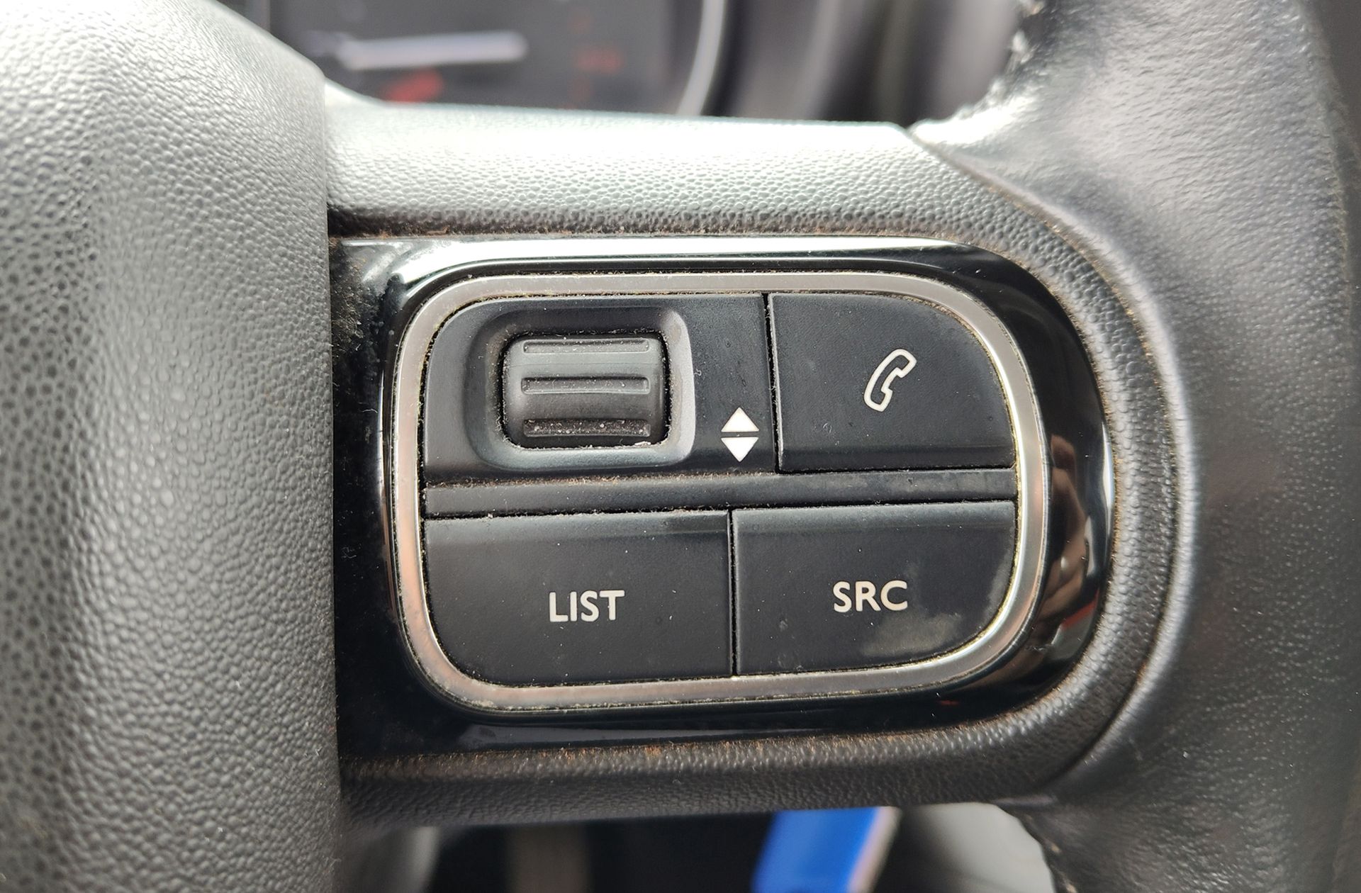 Citroën Berlingo BlueHDi 100 Talla M Shine - foto 26