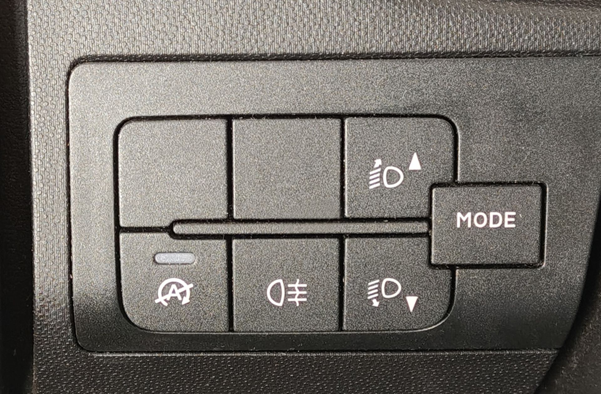 Peugeot Boxer Furgon BlueHDi 140 335 L3H2 - foto 6