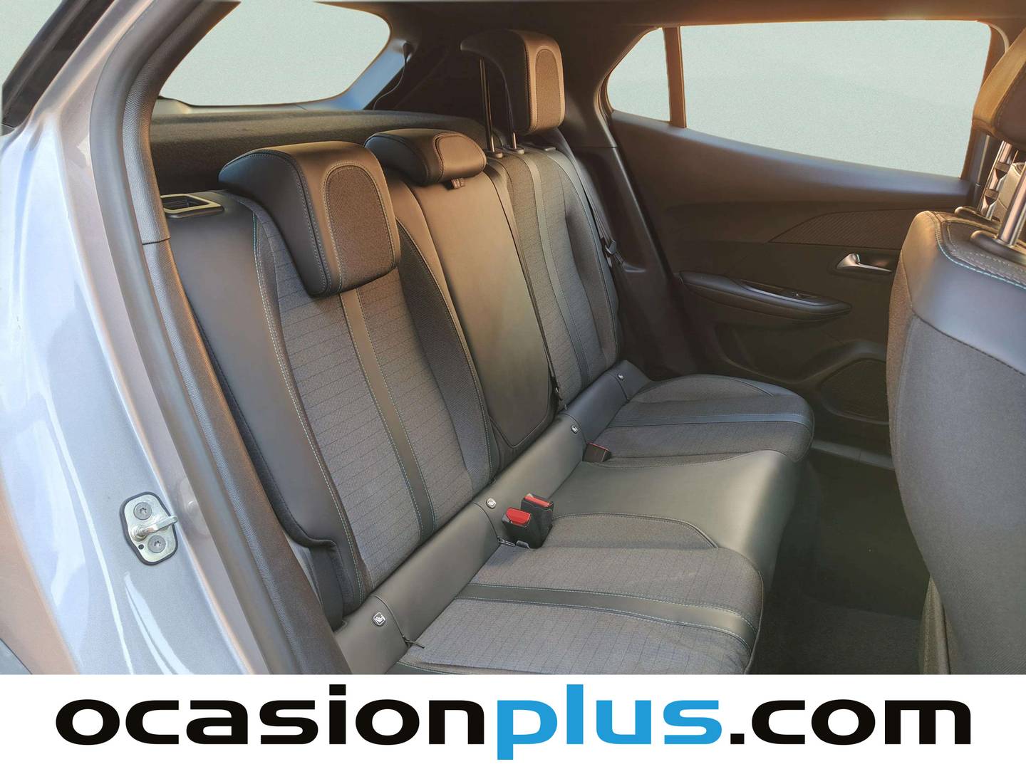 Foto Peugeot 2008 Peugeot 2008 PureTech 100 S&S Allure (100 CV)