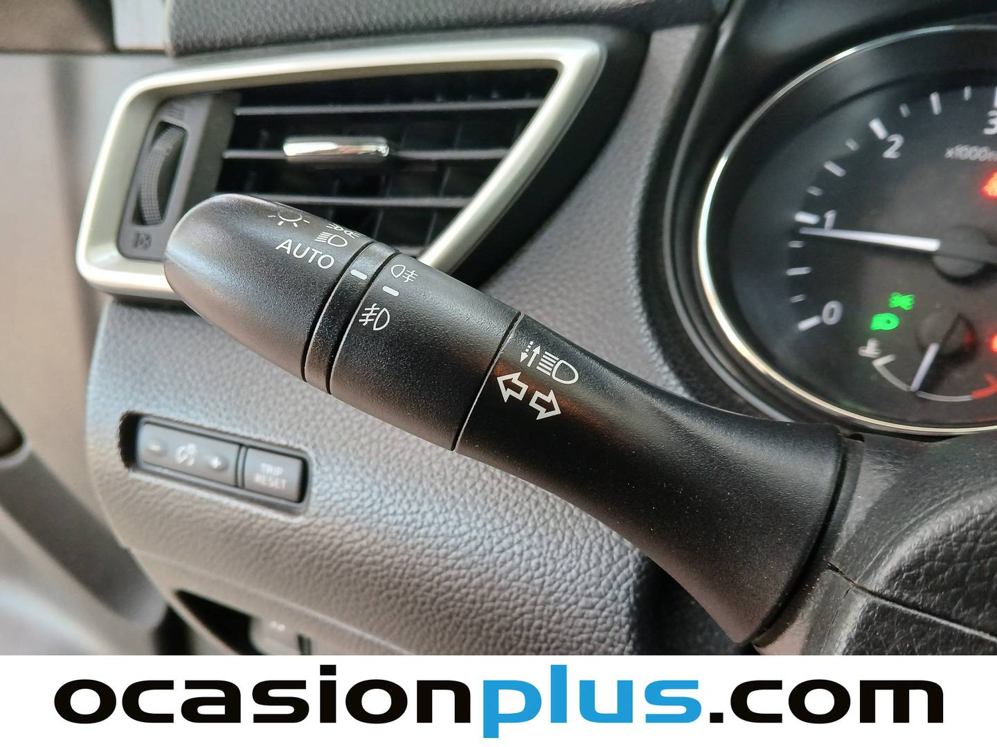 Nissan QASHQAI Nissan Qashqai 1.5 dCi N-Connecta 4x2 (110 CV) de segunda mano