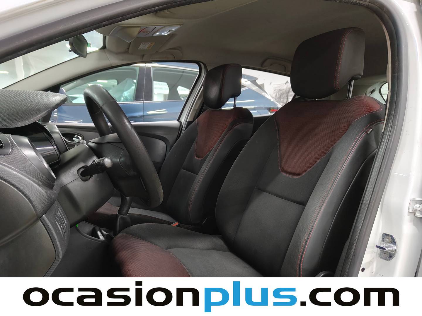 Foto asientos delanteros Renault Clio Renault Clio Business dCi (75 CV)