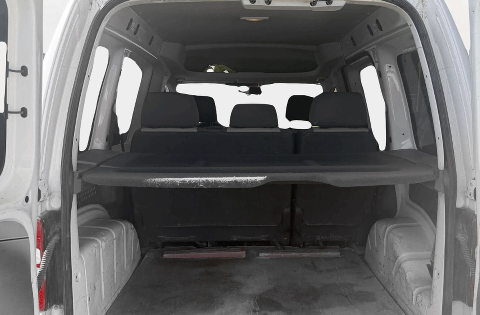 Volkswagen Caddy Kombi 1.6 TDI - foto 13