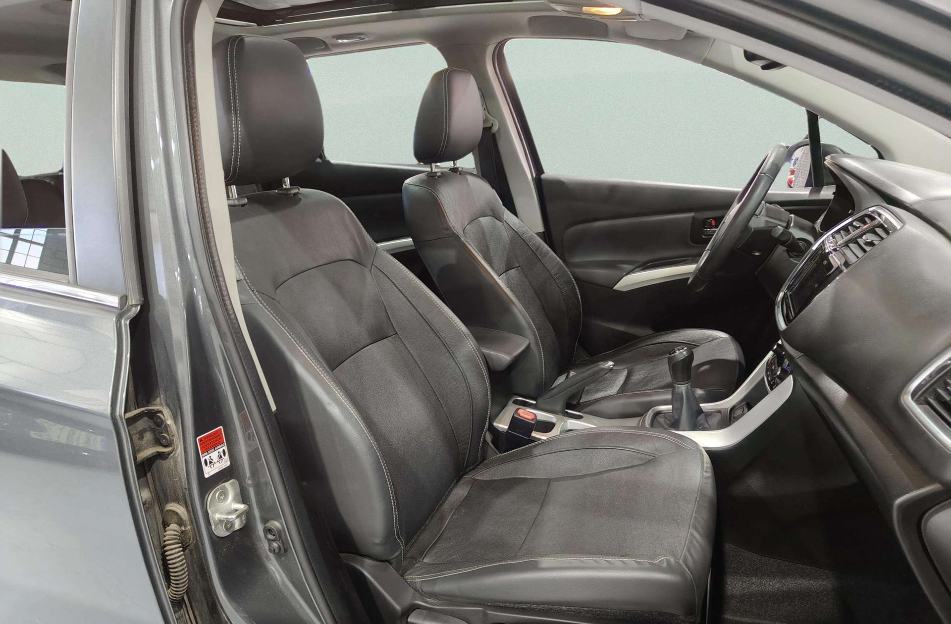 Suzuki S-Cross 1.0 Ditc GLX - foto 21