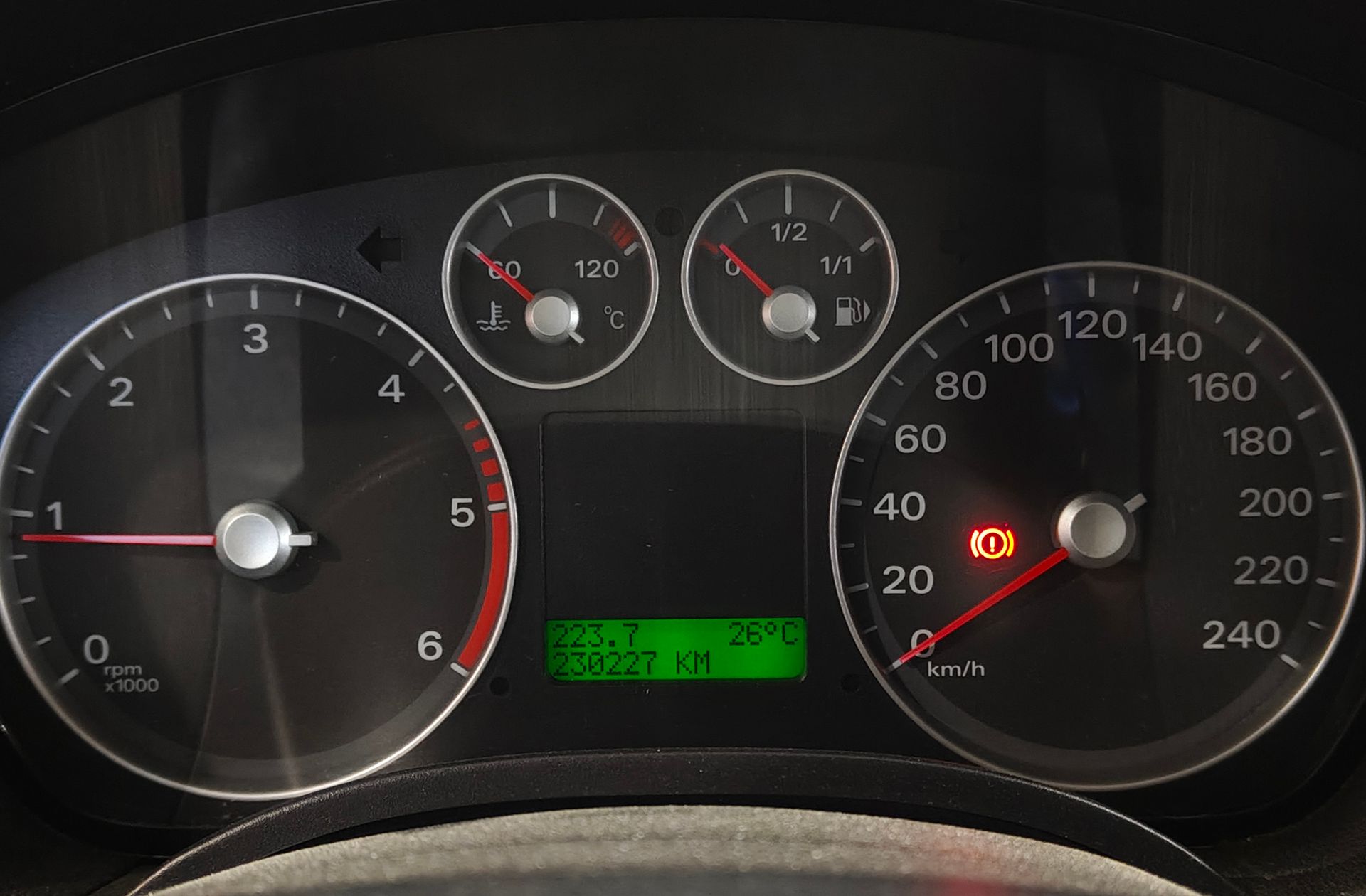 Ford Focus C-Max 1.8 TDCi Trend - foto 18