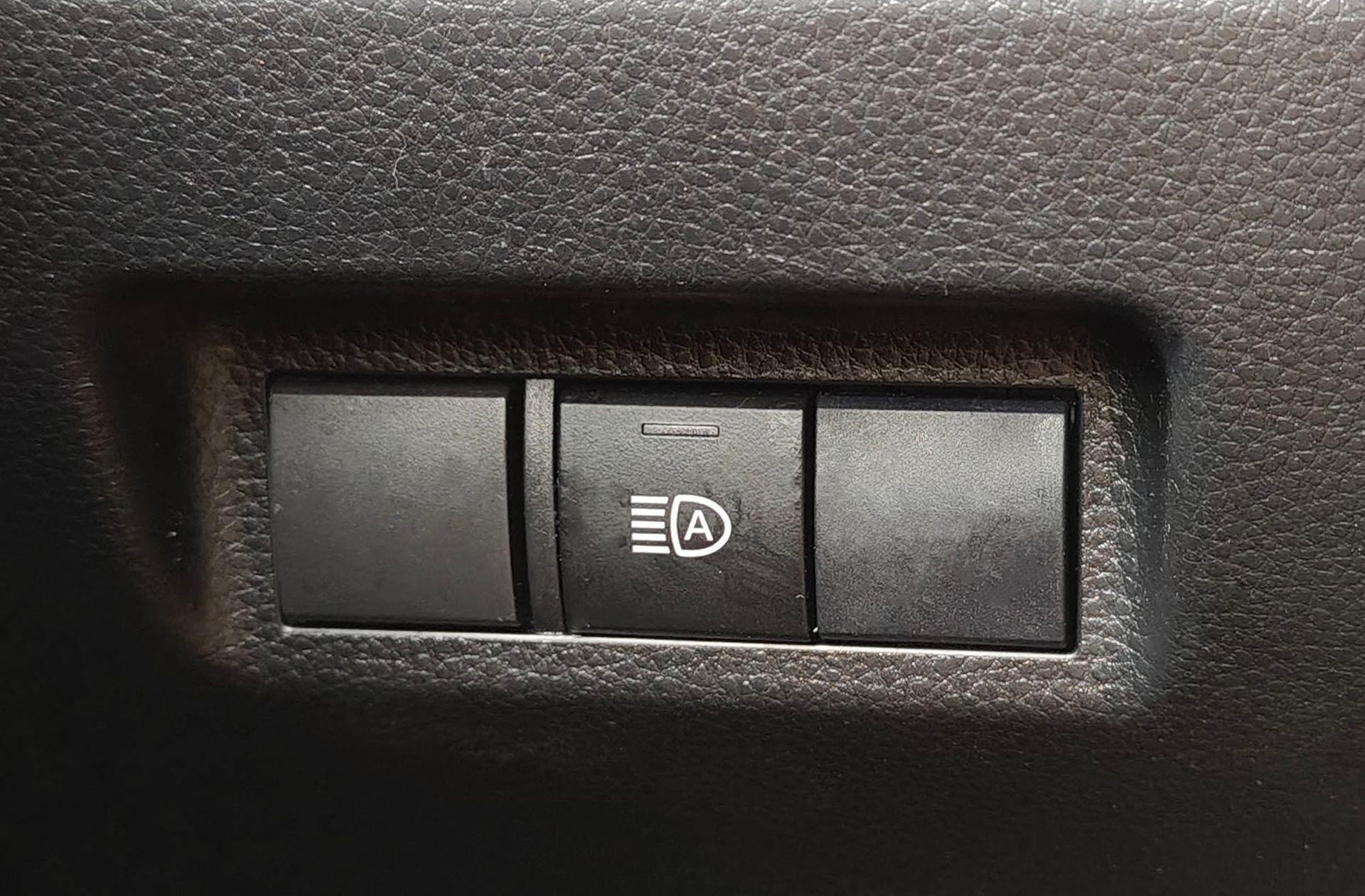 Toyota RAV4 2.5l hybrid Advance 4WD - foto 22