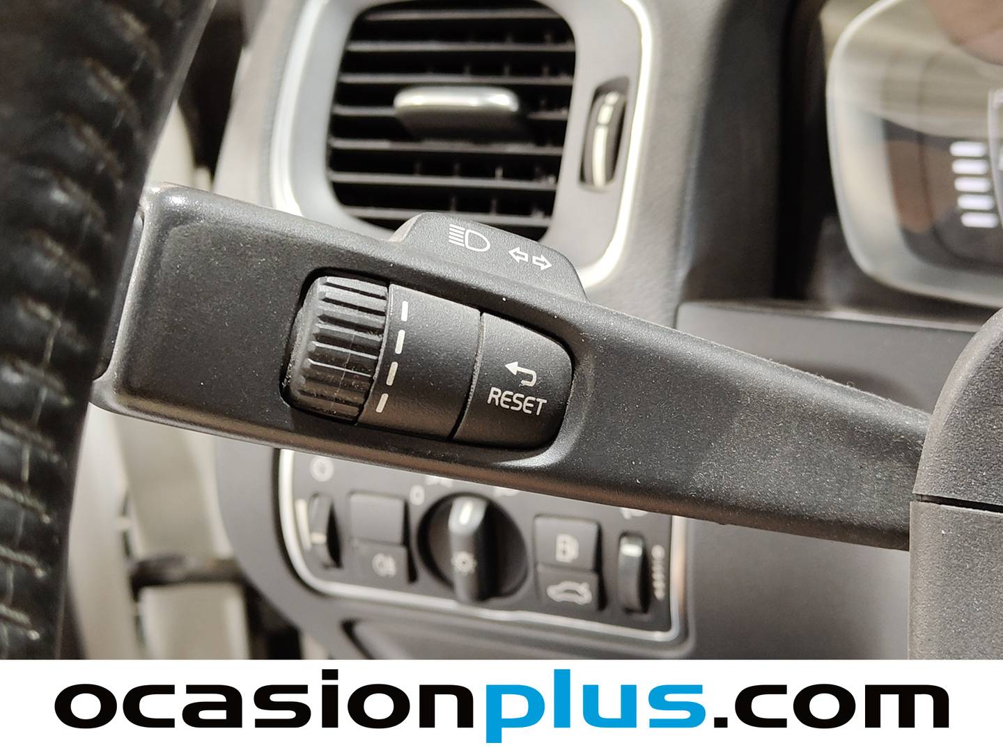 Foto Volvo V60 Cross Country Volvo V60 Cross Country D3 Kinetic (150 CV)