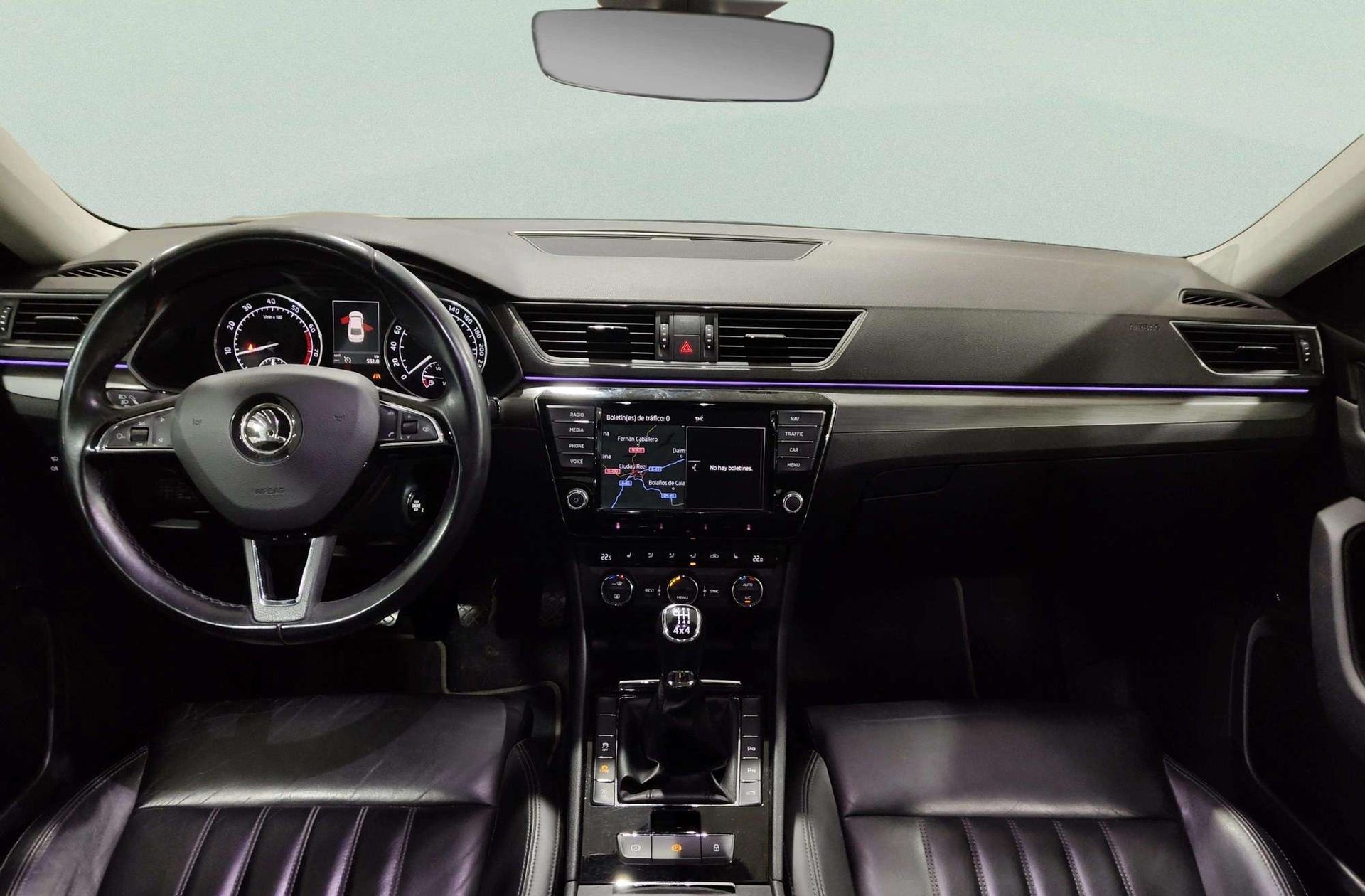 Škoda Superb 1.4 TSI Style 4x4 - foto 7