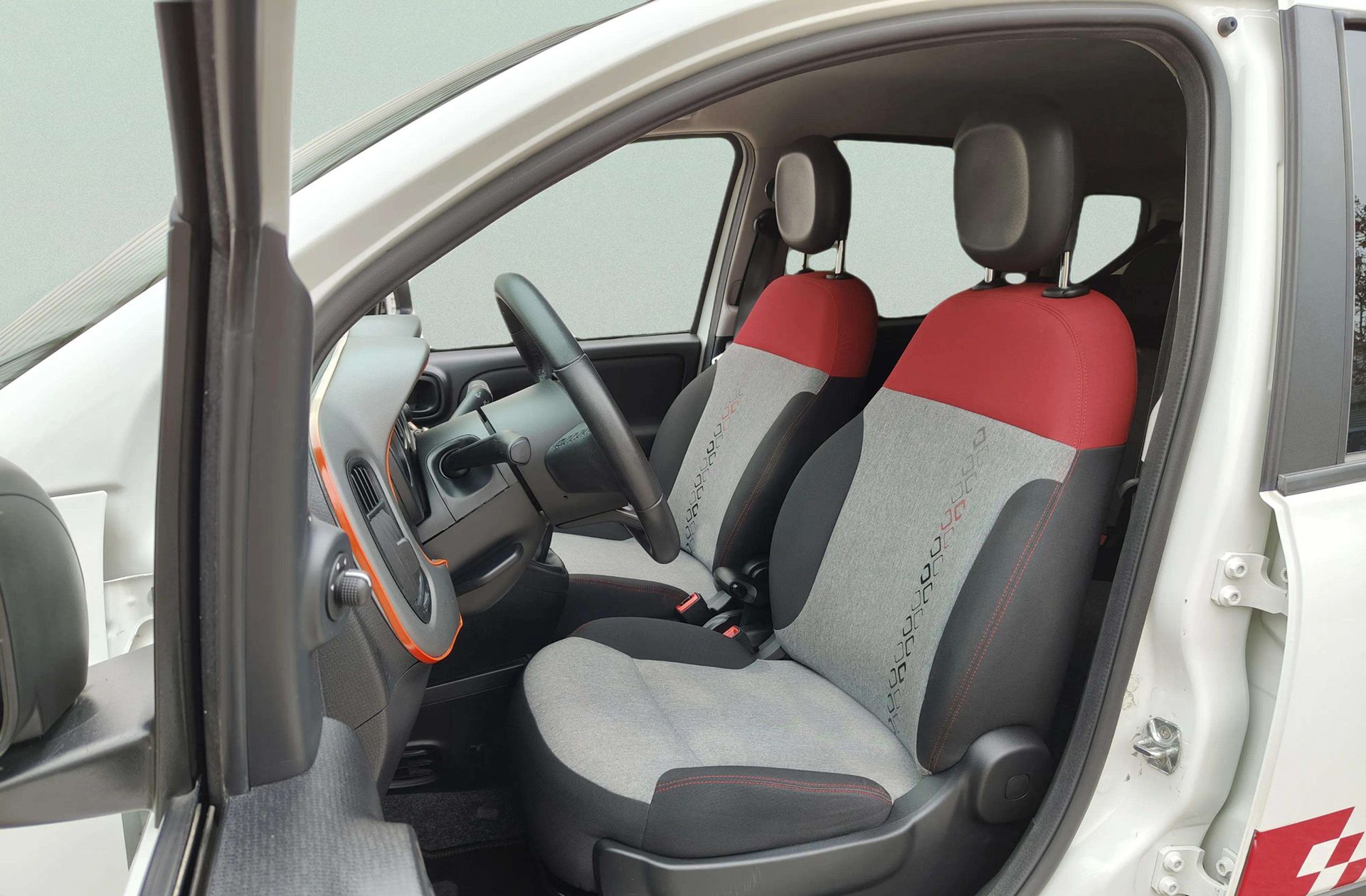 Fiat Panda 0.9 TwinAir Lounge - foto 9