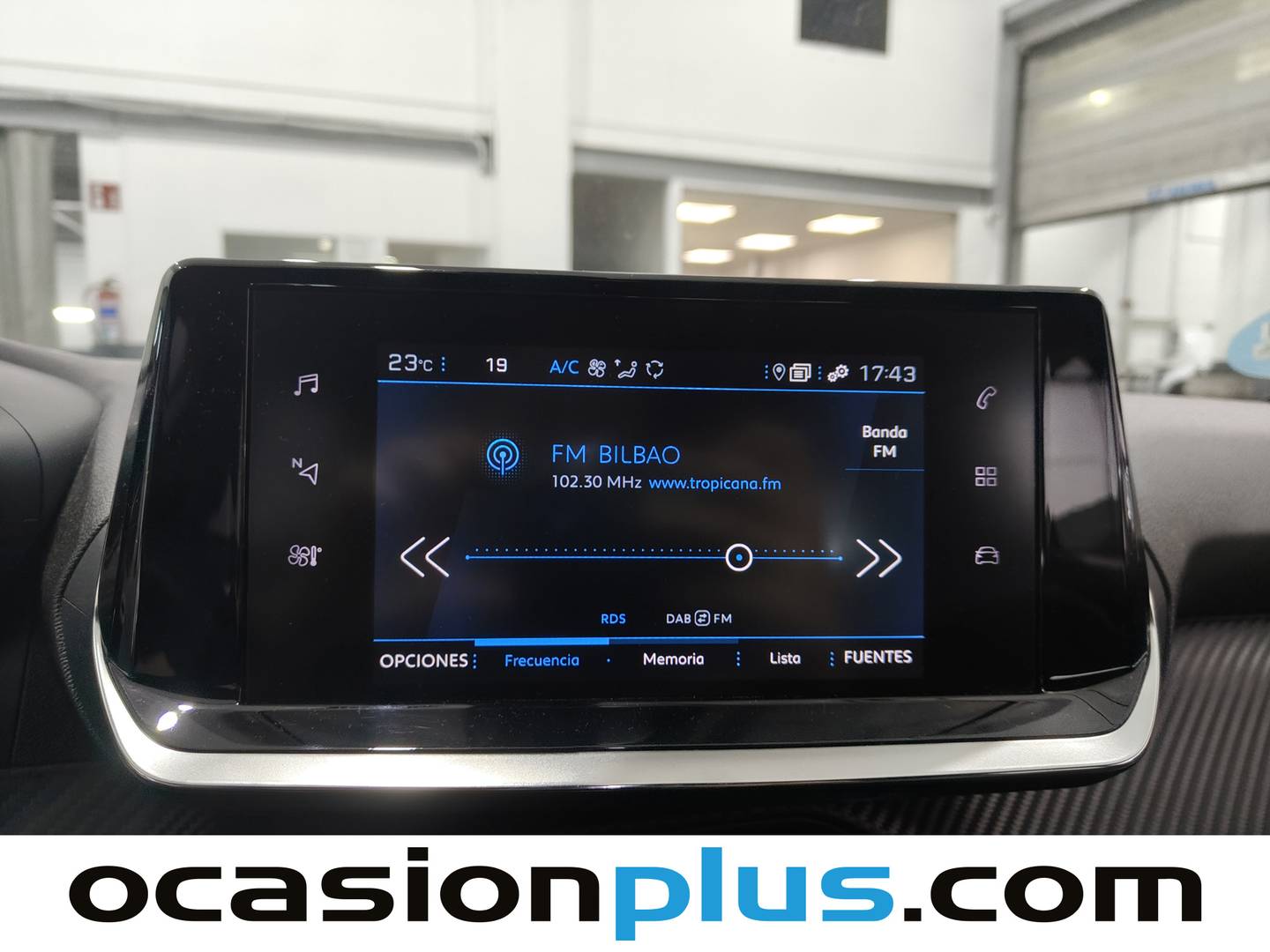 Foto Peugeot 2008 Peugeot 2008 PureTech 100 S&S Allure (100 CV)