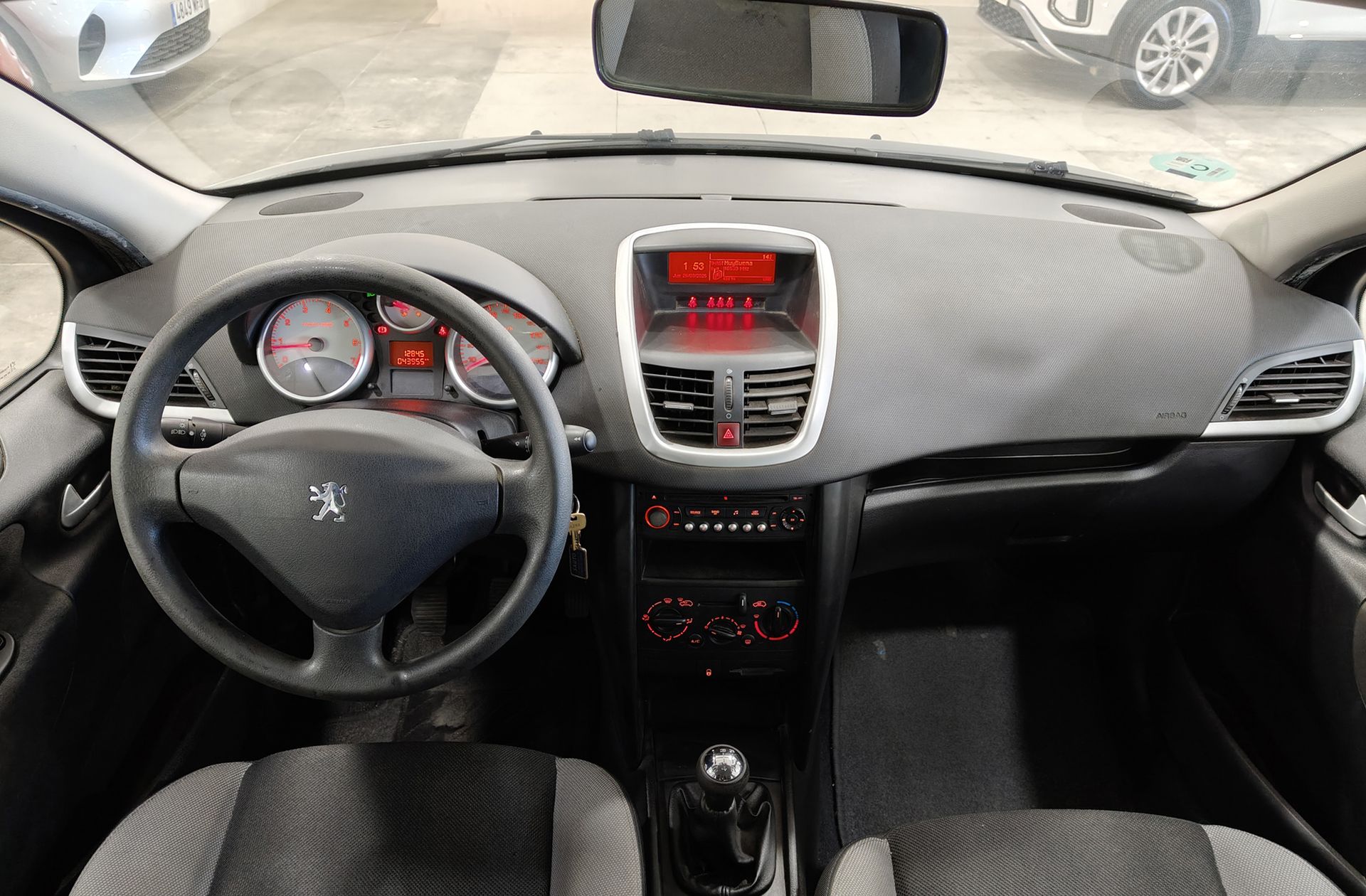 Peugeot 207 1.4 VTi 16v Confort - foto 6