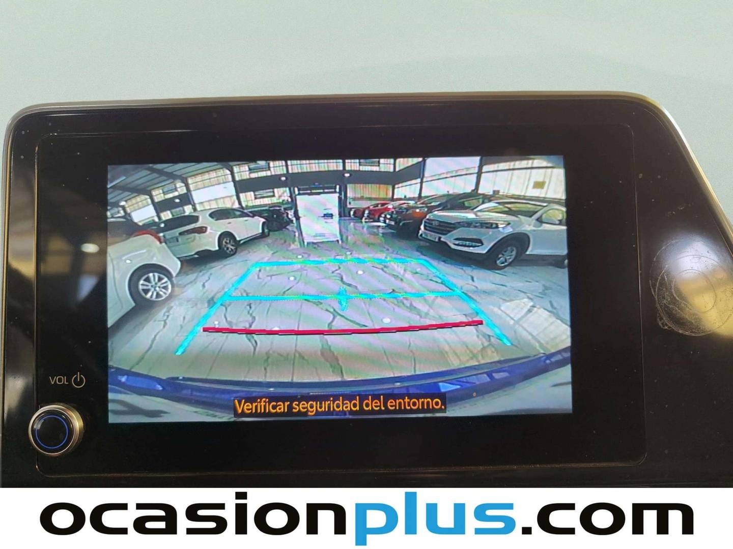 Equipamiento del Toyota C-HR Toyota C-HR 1.8 125H Advance (122 CV)