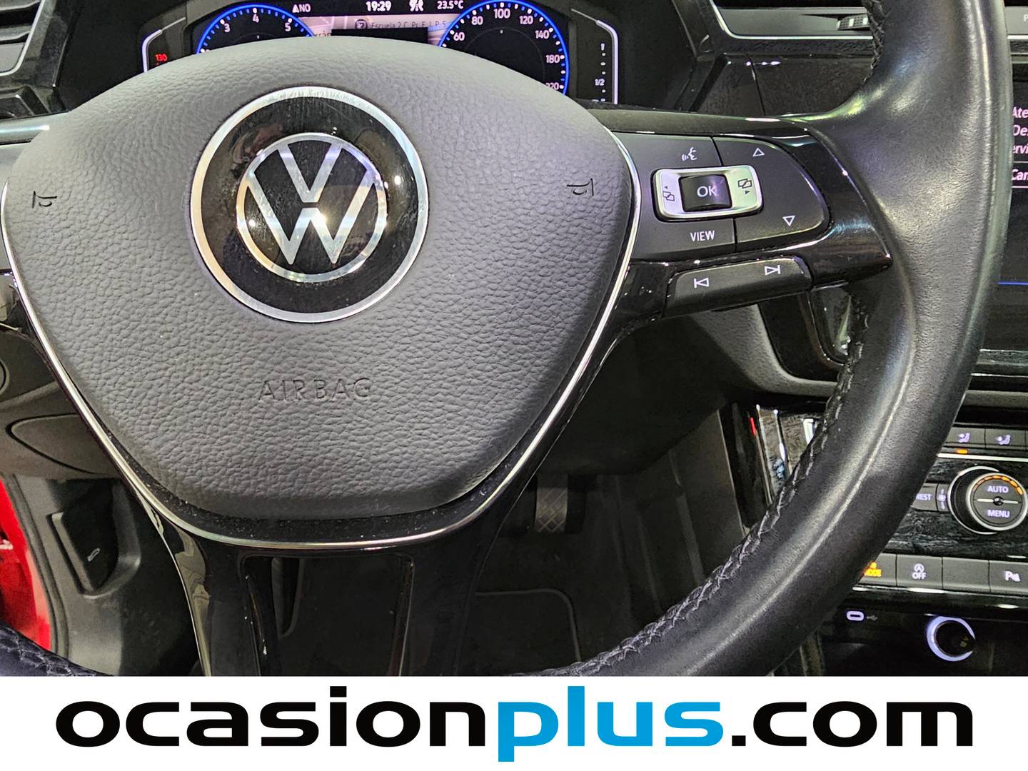 Volkswagen Touran Volkswagen Touran Sport 1.5 TSI (150 CV) DSG PACK R-LINE de segunda mano