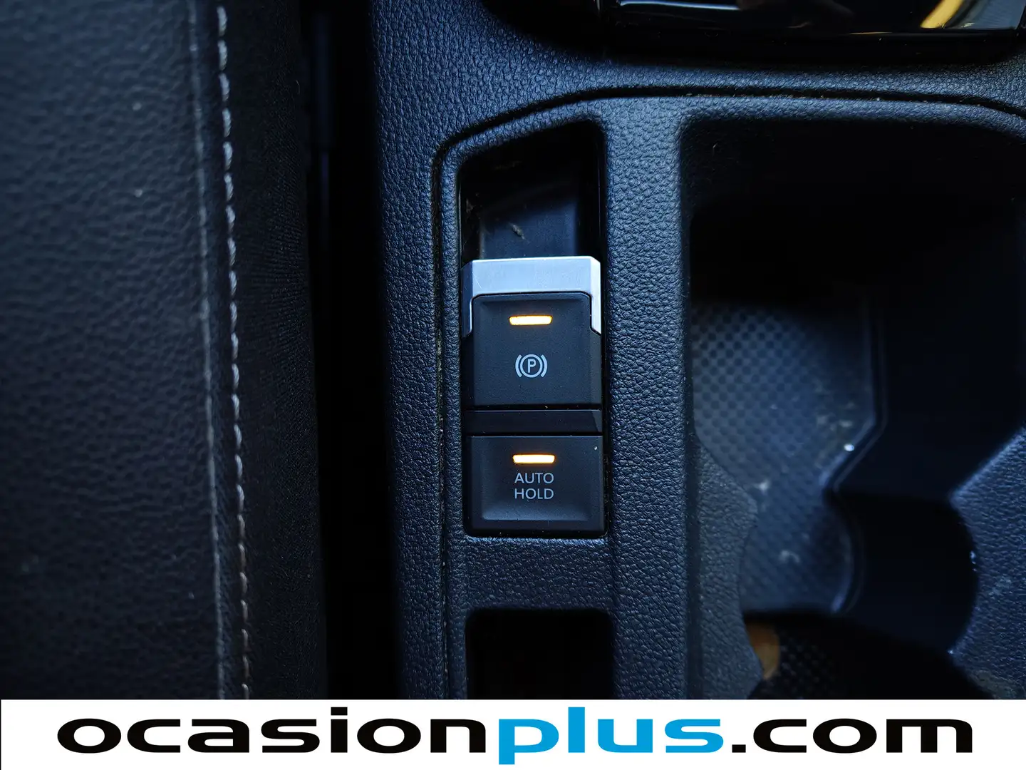 Foto Volkswagen T-Roc Volkswagen T-Roc R-Line 1.5 TSI (150 CV)