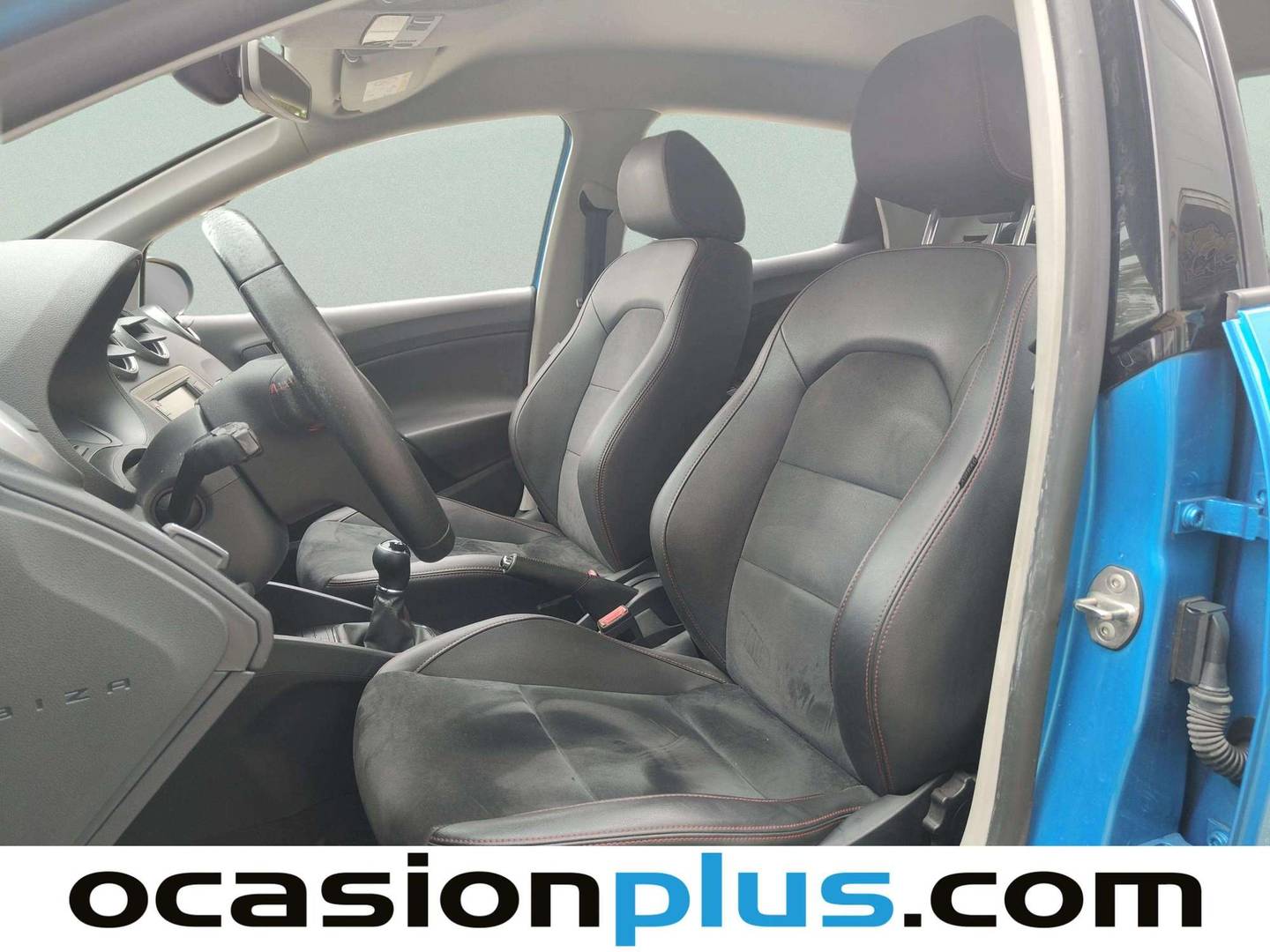 Foto asientos delanteros Seat Ibiza Seat Ibiza 1.0 EcoTSI S&S FR (110 CV)