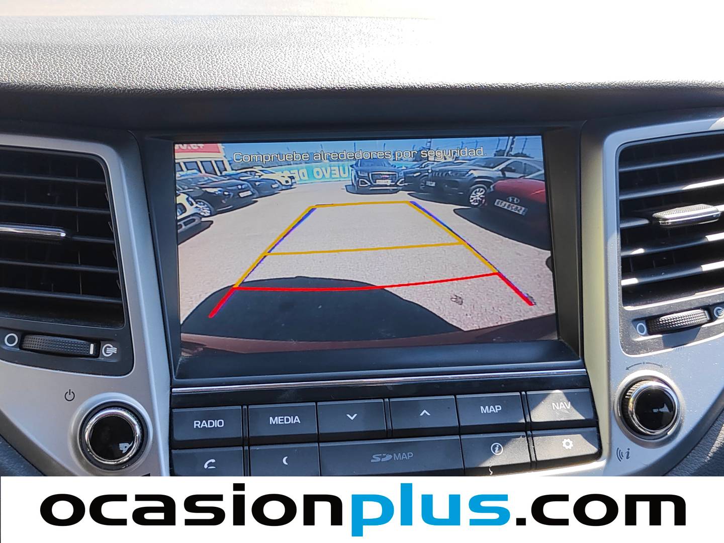 Equipamiento del Hyundai Tucson Hyundai Tucson 1.7 CRDI BlueDrive 25 Aniversario 4x2 (115 CV)
