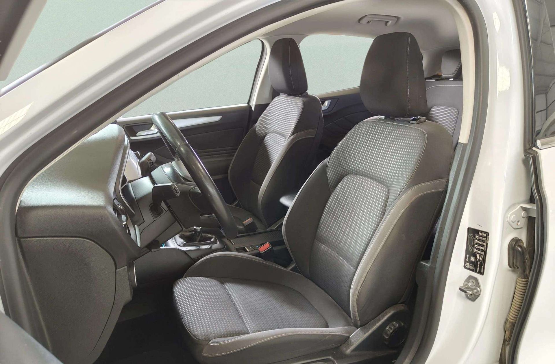 Ford Focus 1.5 EcoBlue Trend Edition - foto 8