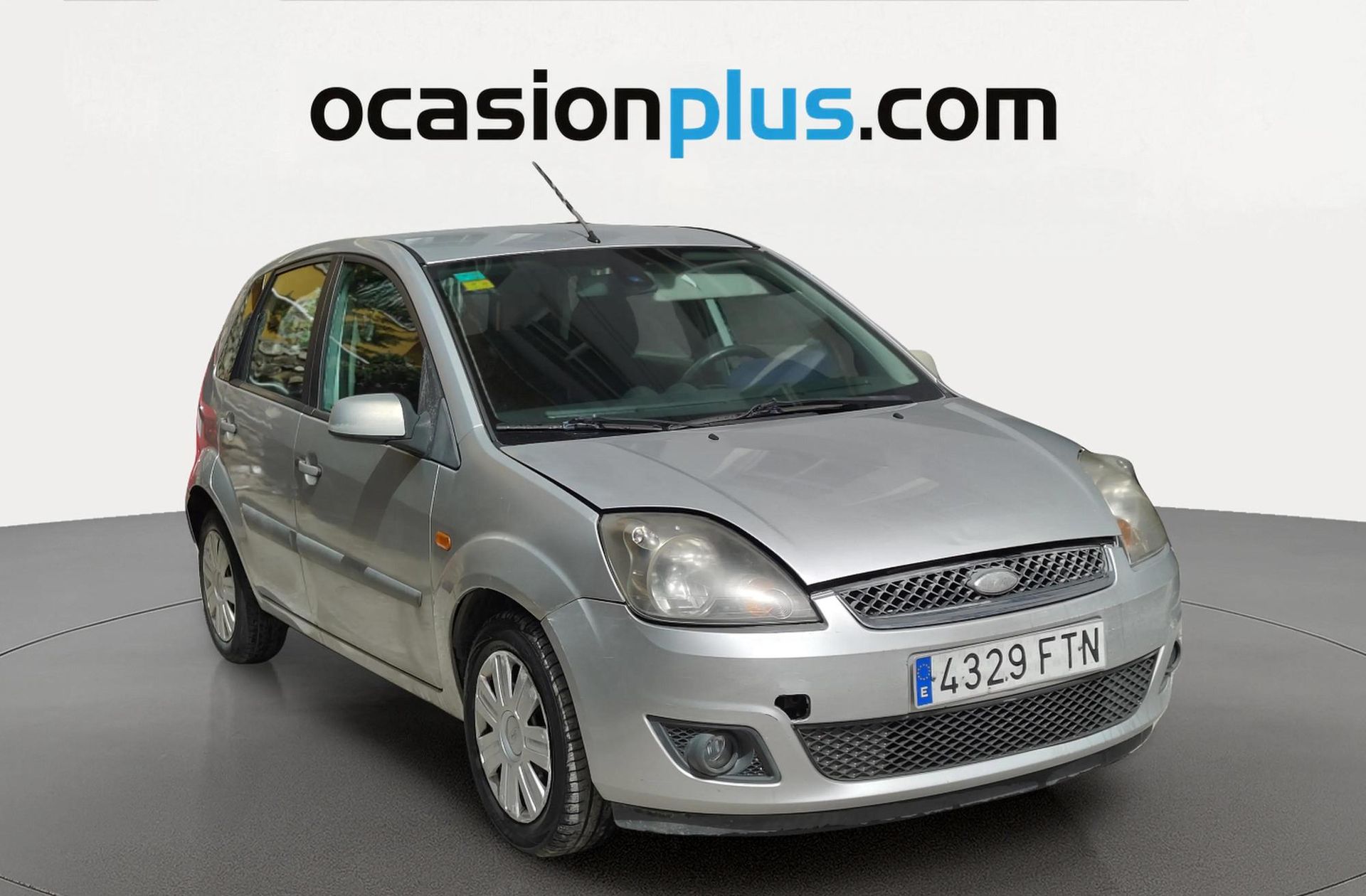 Ford Fiesta 1.4 Newport - foto 2