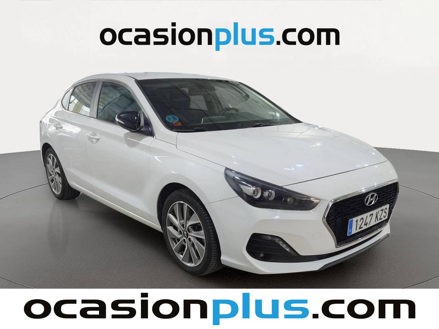 Foto delantera Hyundai i30 Hyundai i30 Fastback 1.4 TGDI Tecno (140 CV) derecha