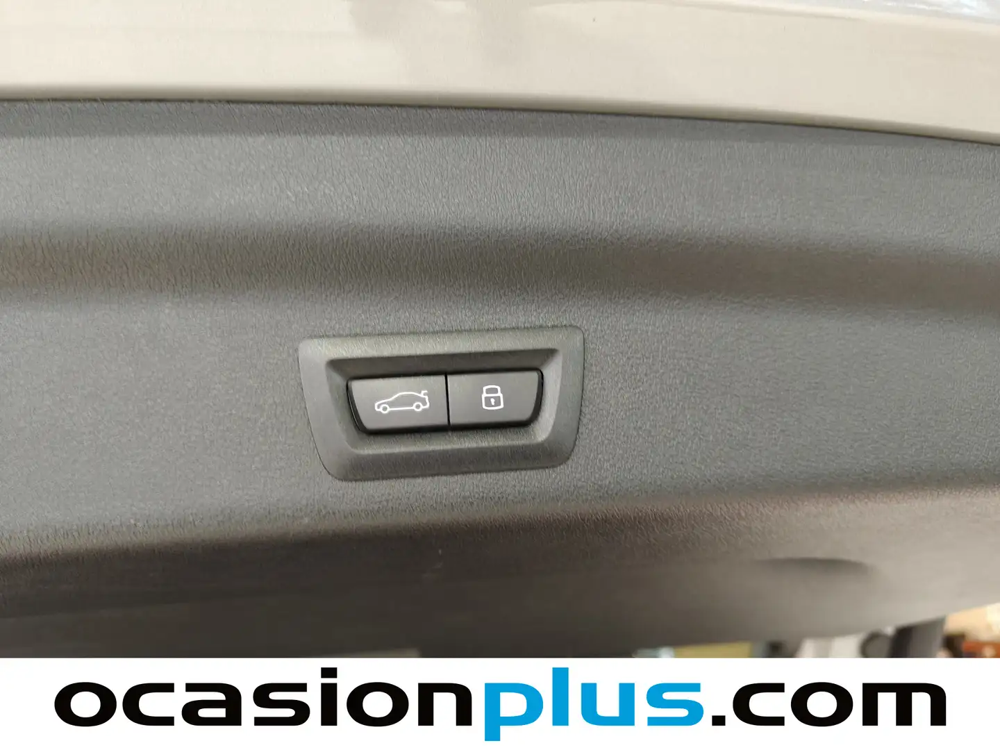 Foto BMW iX1 BMW iX1 eDrive20 (204 CV) Pack M