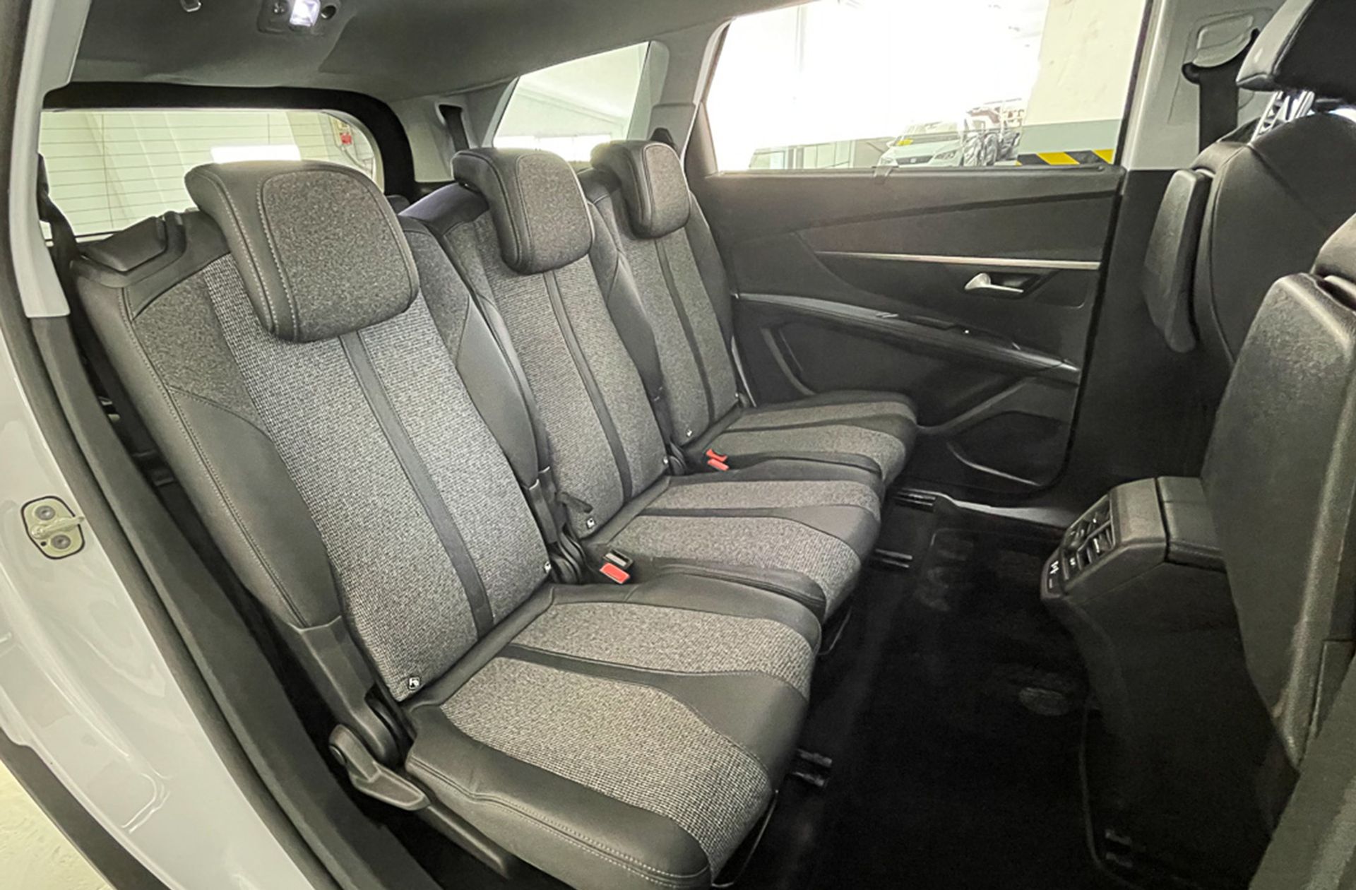 Peugeot 5008 PureTech 130 Allure 7 plazas - foto 19