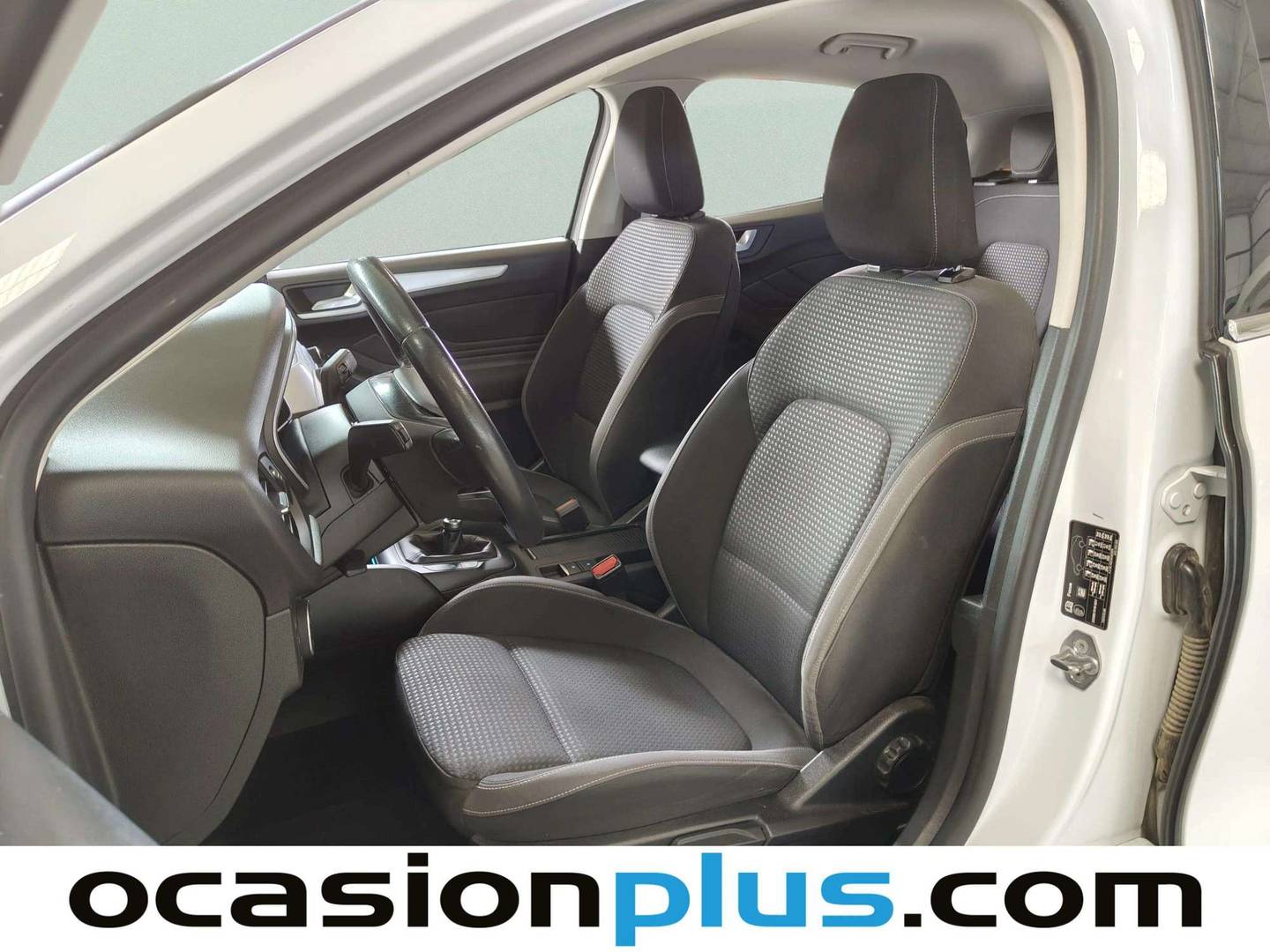 Foto asientos delanteros Ford Focus Ford Focus 1.5 Ecoblue Trend Edition (120 CV)