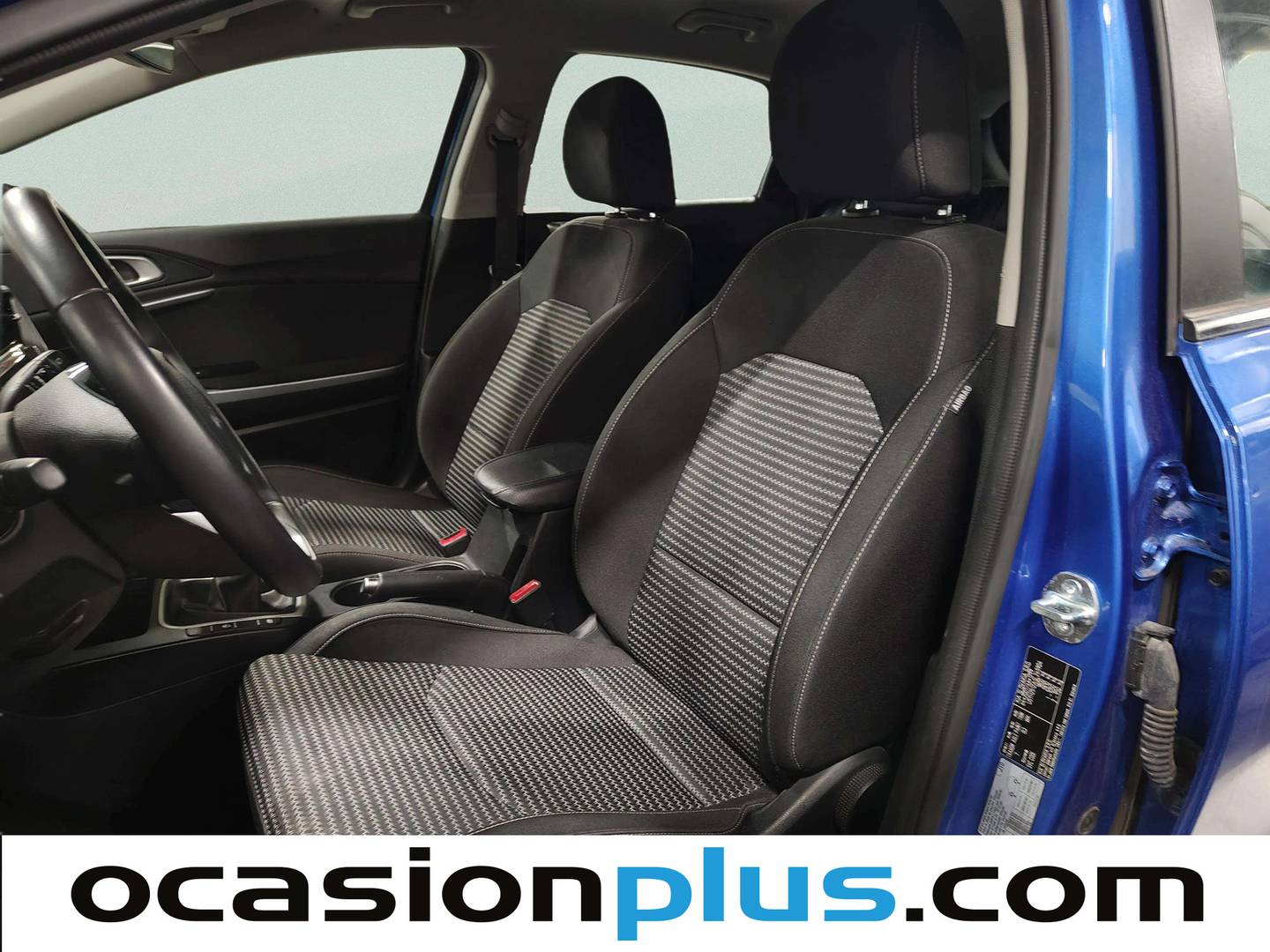 Foto asientos delanteros KIA Ceed KIA Ceed 1.0 T-GDI Drive (100 CV)