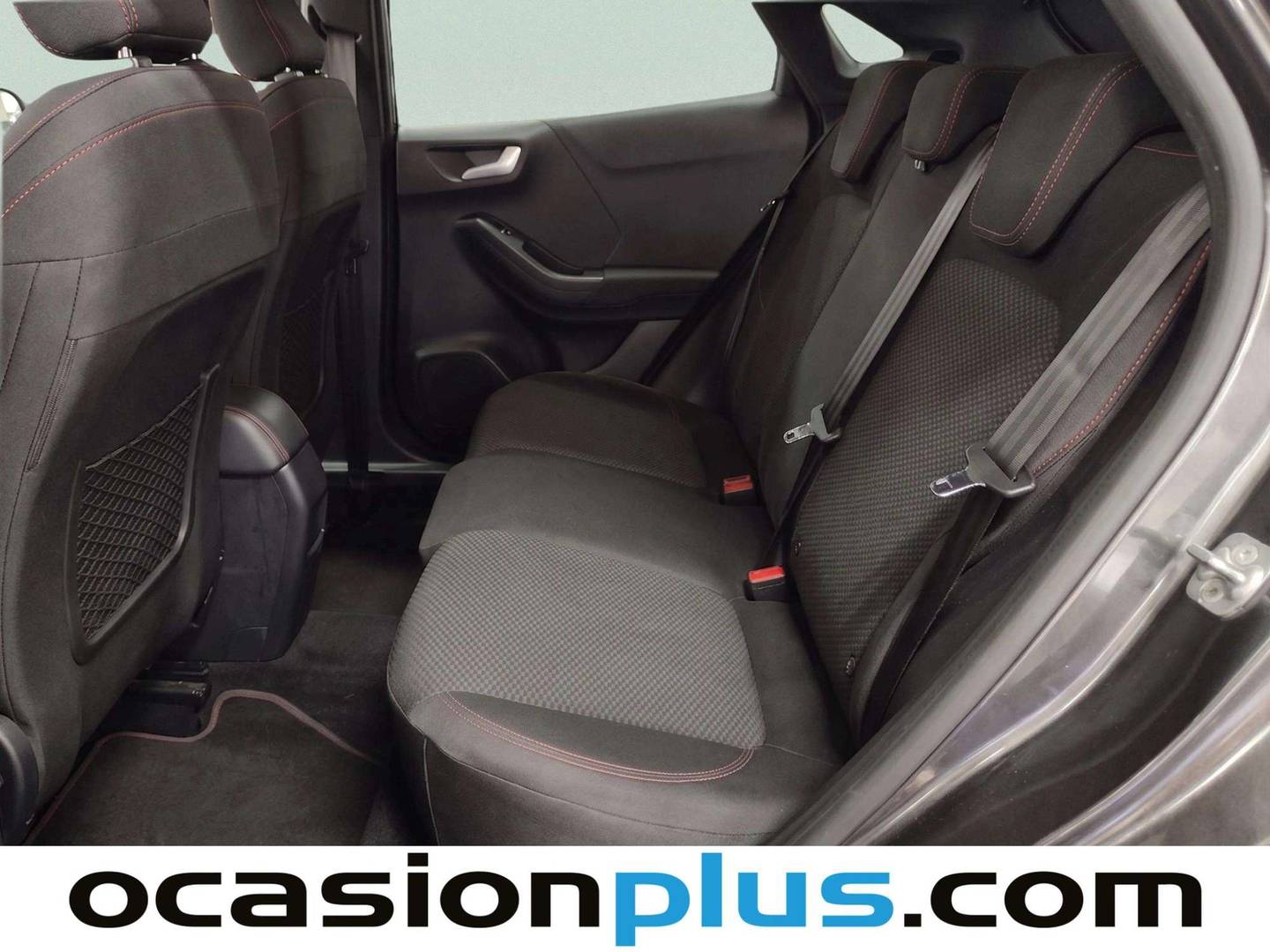 Foto asientos traseros Ford Puma Ford Puma 1.0 EcoBoost MHEV ST-Line (125 CV)