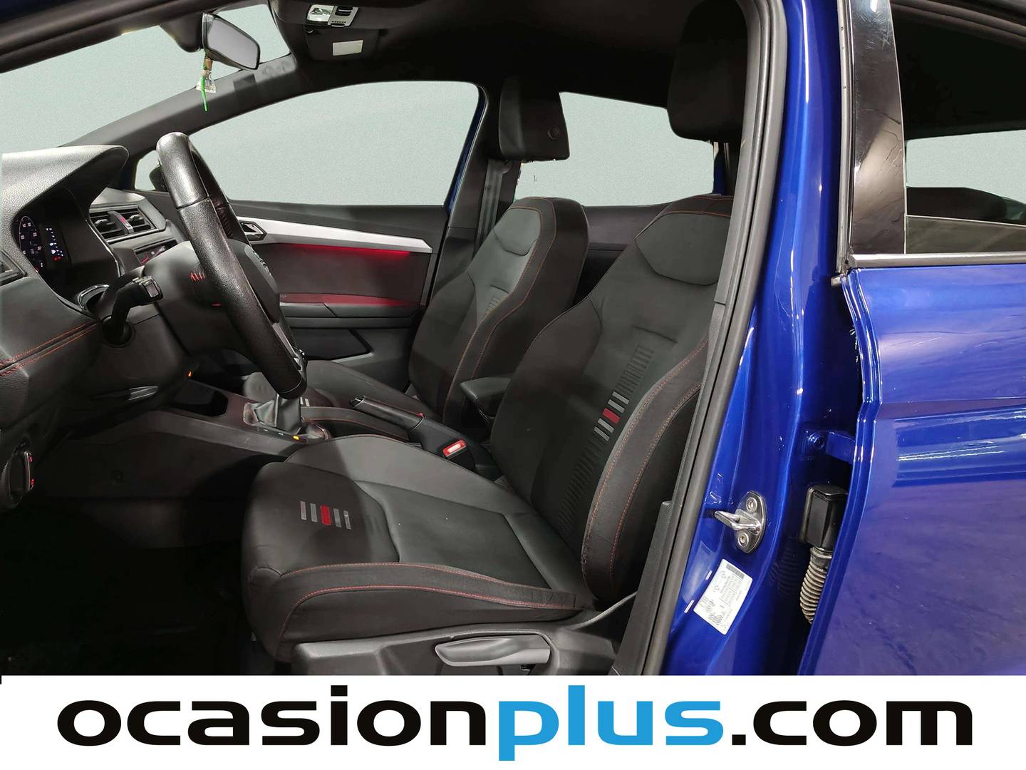 Foto asientos delanteros Seat Ibiza Seat Ibiza 1.0 TSI FR Plus (115 CV)