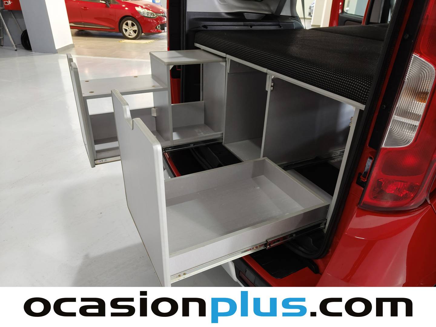 Foto Fiat Doblò Fiat Dobló Panorama 1.6 Multijet Trekking (95 CV)  Camperizada