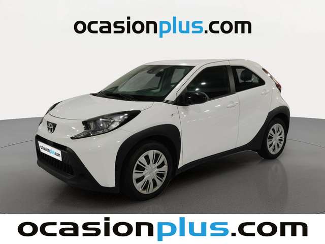 Toyota Aygo X Cross 1.0 VVT-I Play (72 CV) de segunda mano