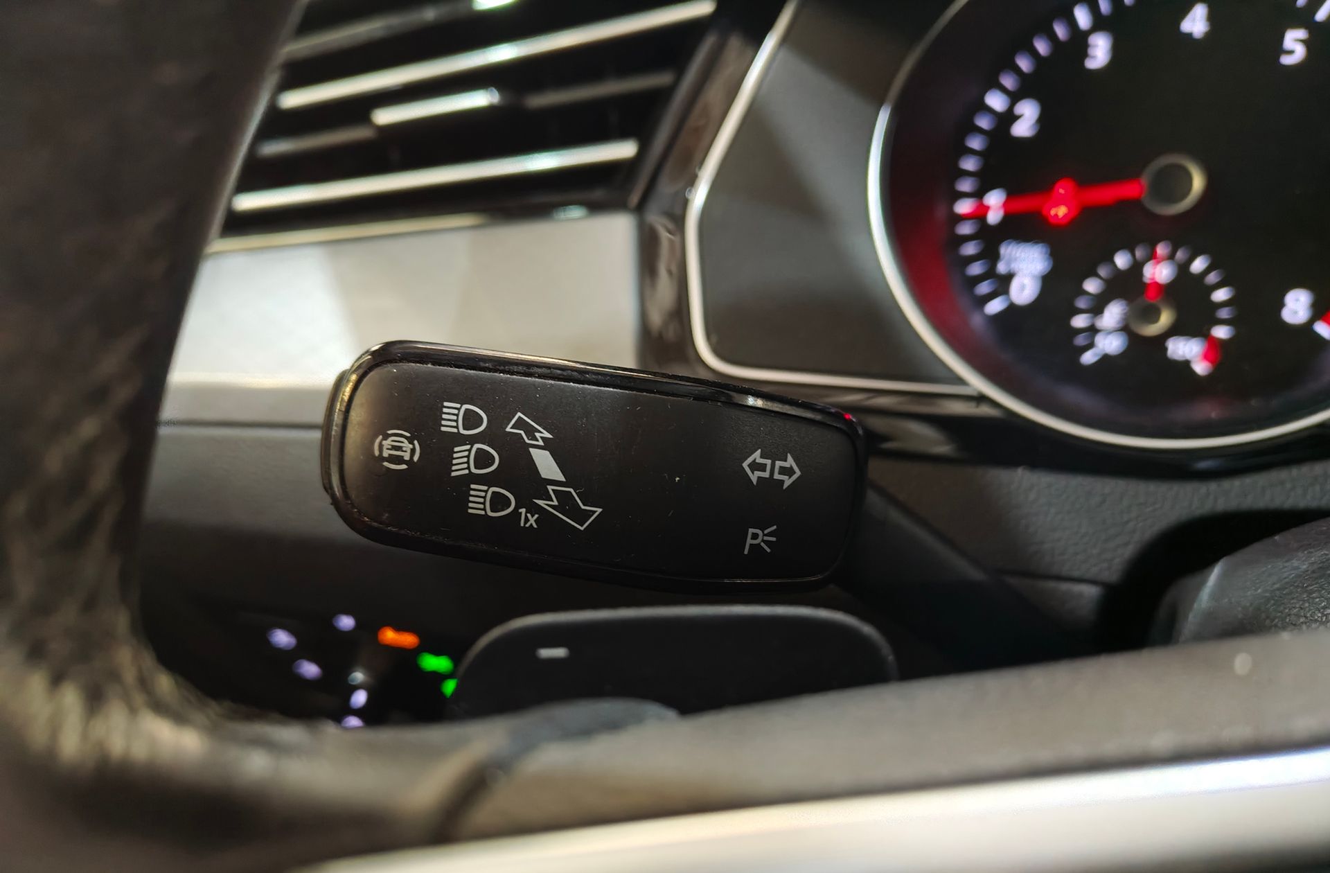 Volkswagen Passat Executive 1.5 TSI DSG - foto 29