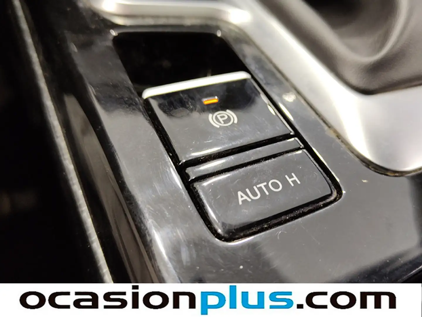 Foto DFSK Fengon 5 DFSK Fengon 5 1.5T Classic  (136 CV) GLP