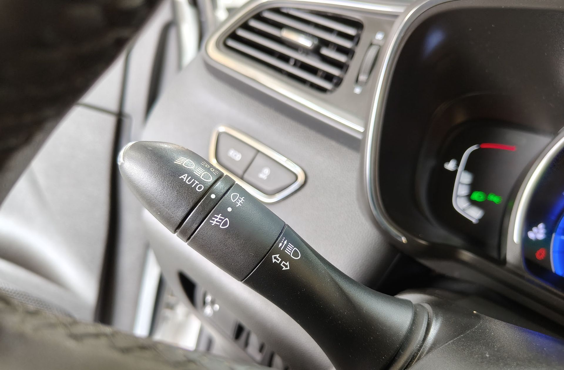 Renault Kadjar Techno TCe GPF - foto 22