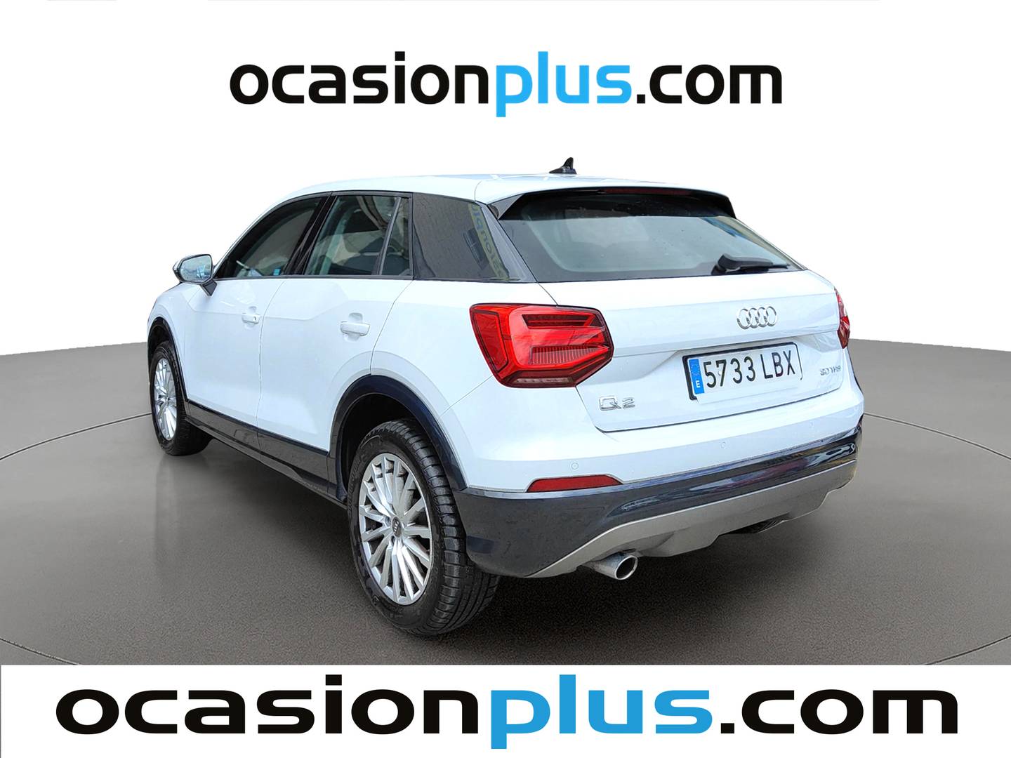 Foto trasera Audi Q2 Audi Q2 Design 30 TFSI (116 CV) izquierda